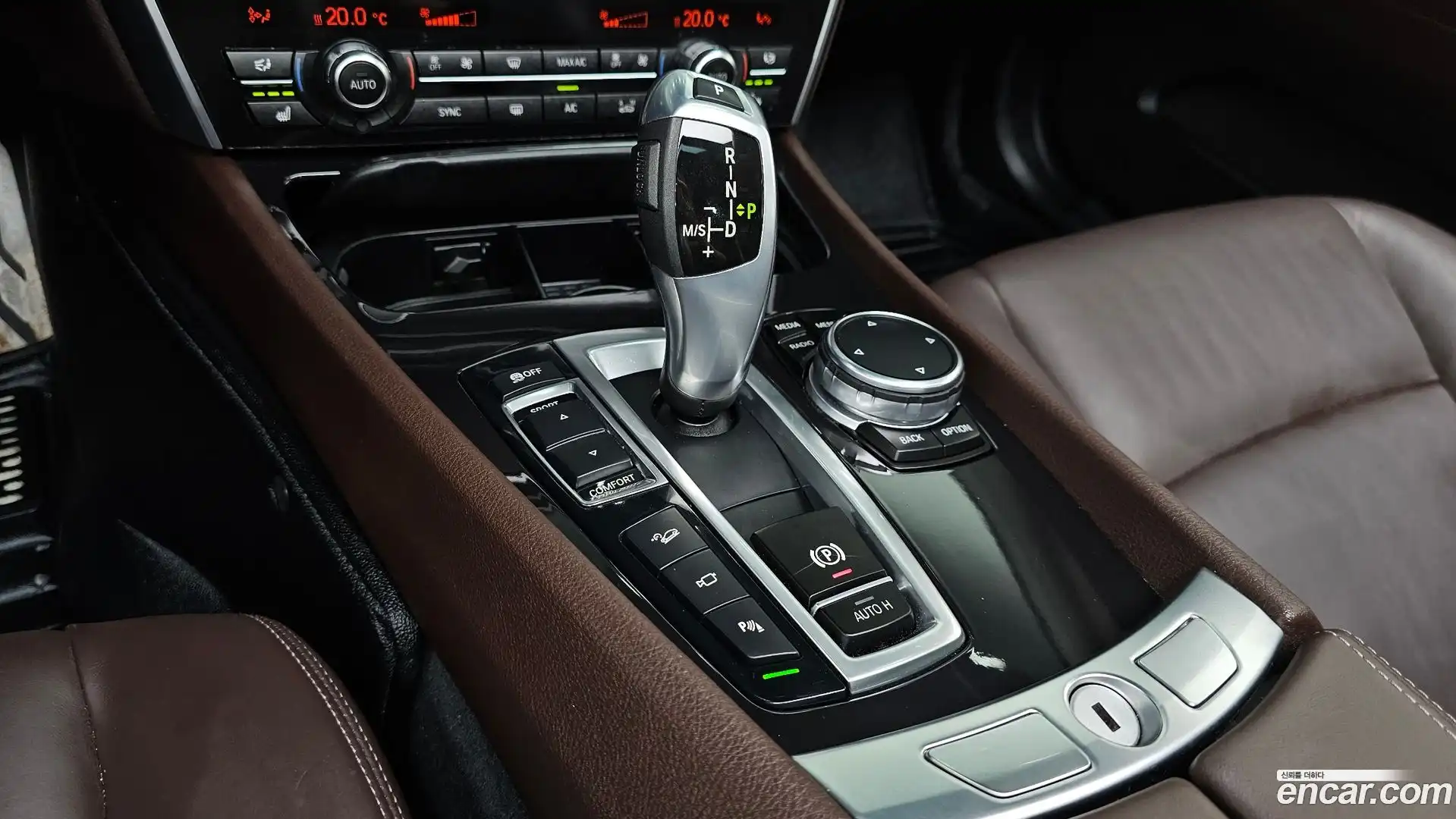 Gran Turismo BMW 2016.2-INNER-009