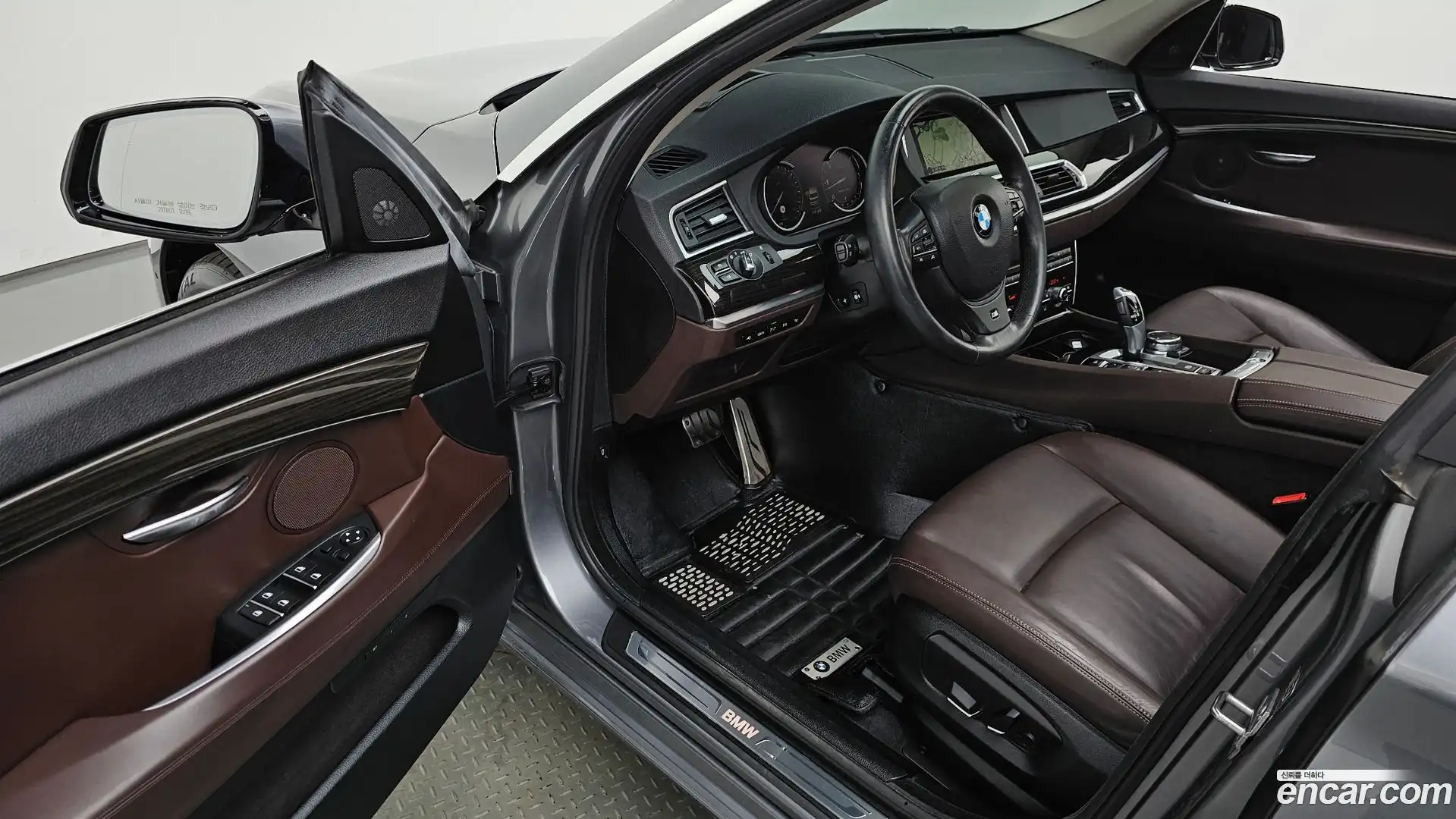 Gran Turismo BMW 2016.2-INNER-010
