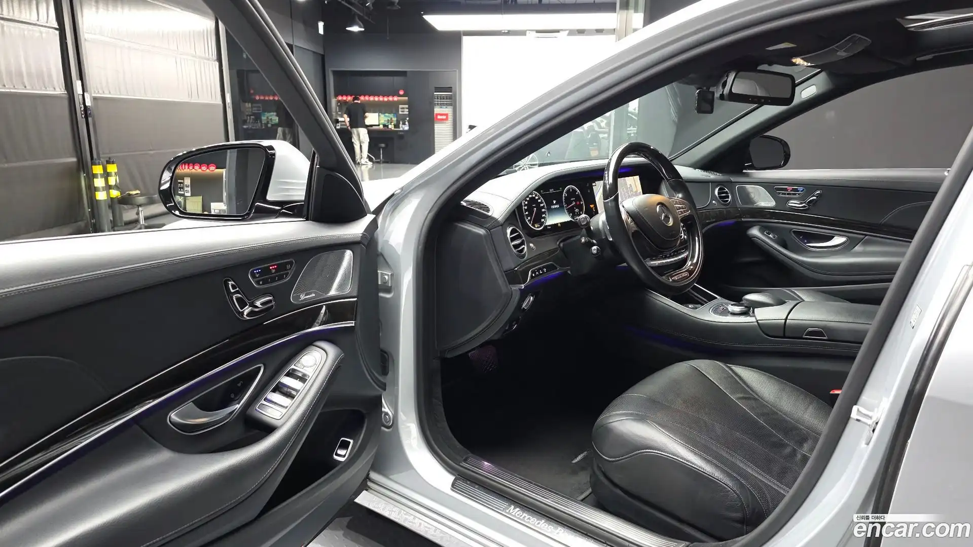 S-Class Mercedes-Benz 2015.3-INNER-010