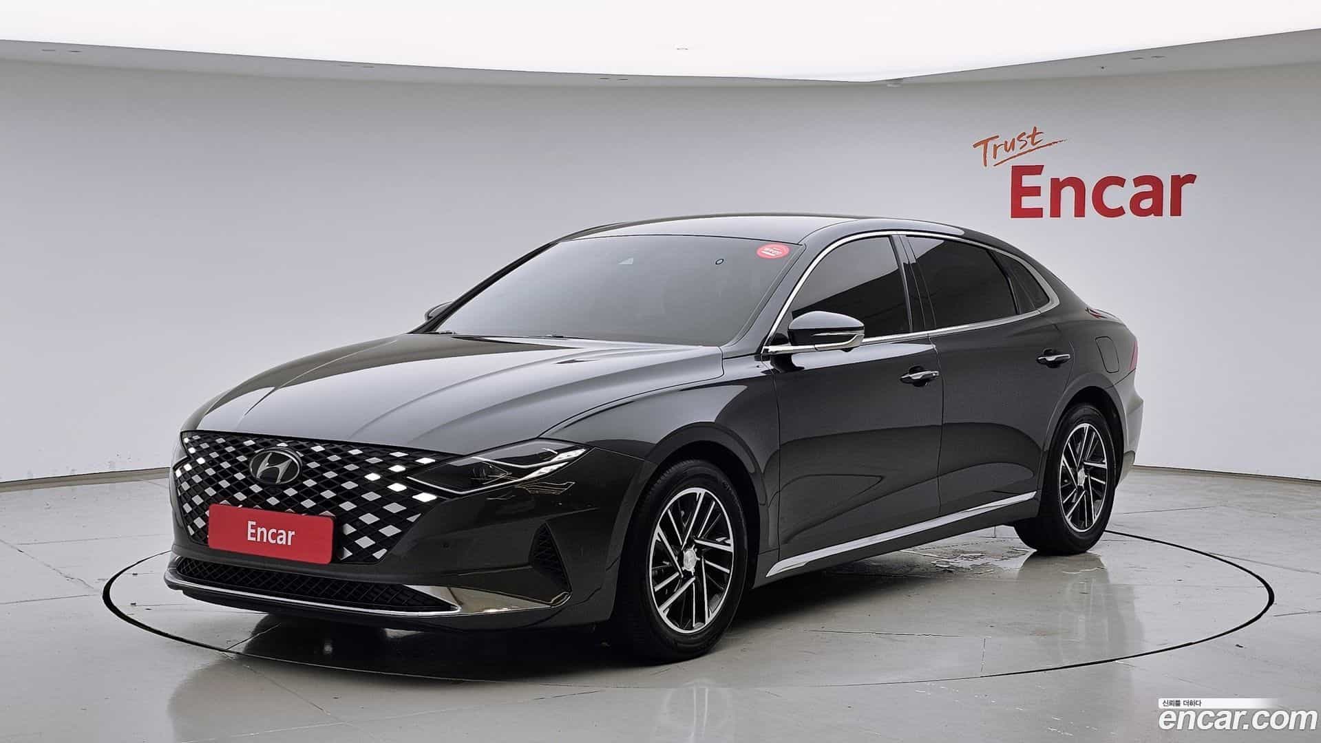 Grandeur Hyundai 2020.10-OUTER-001