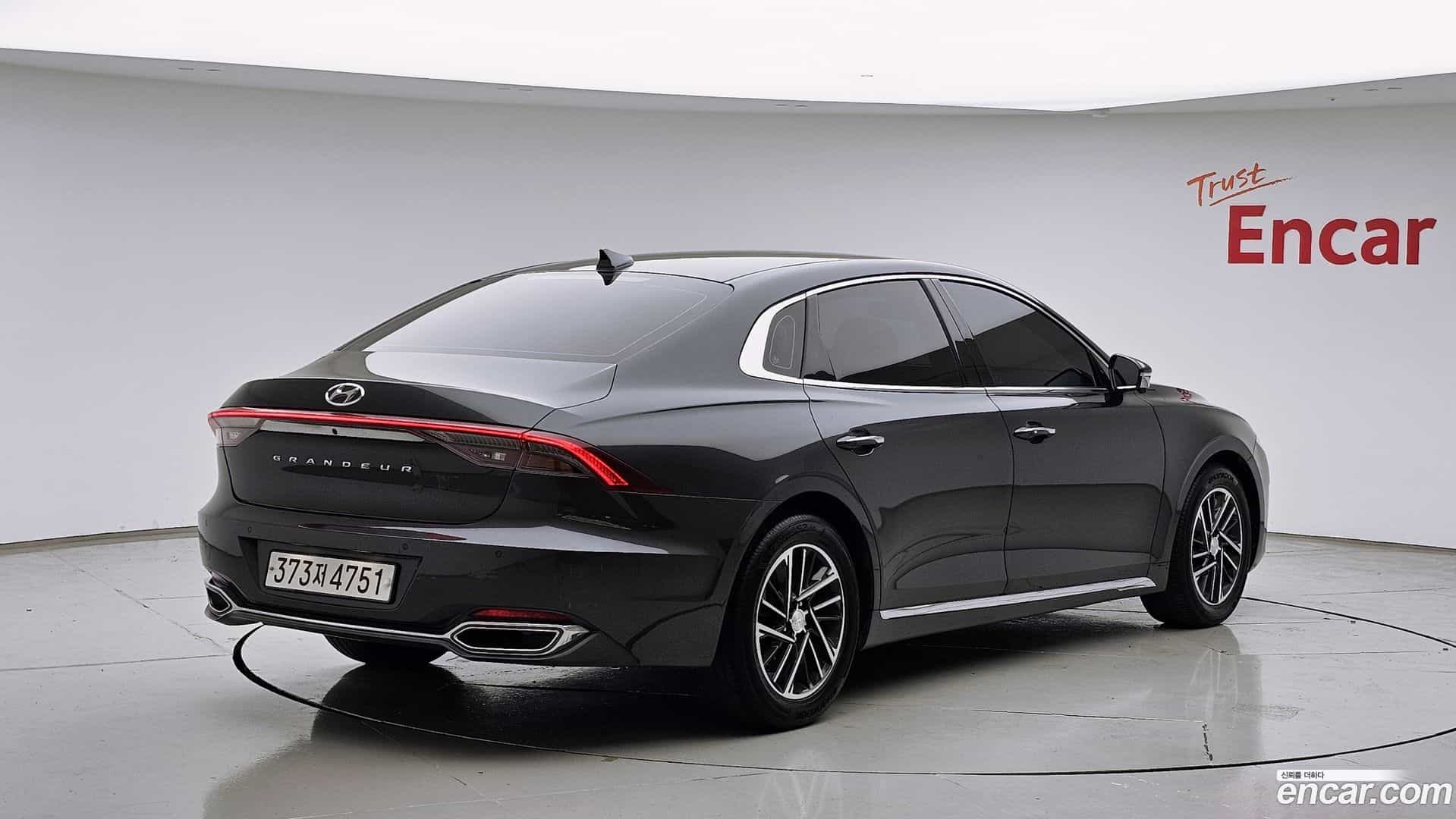Grandeur Hyundai 2020.10-OUTER-002