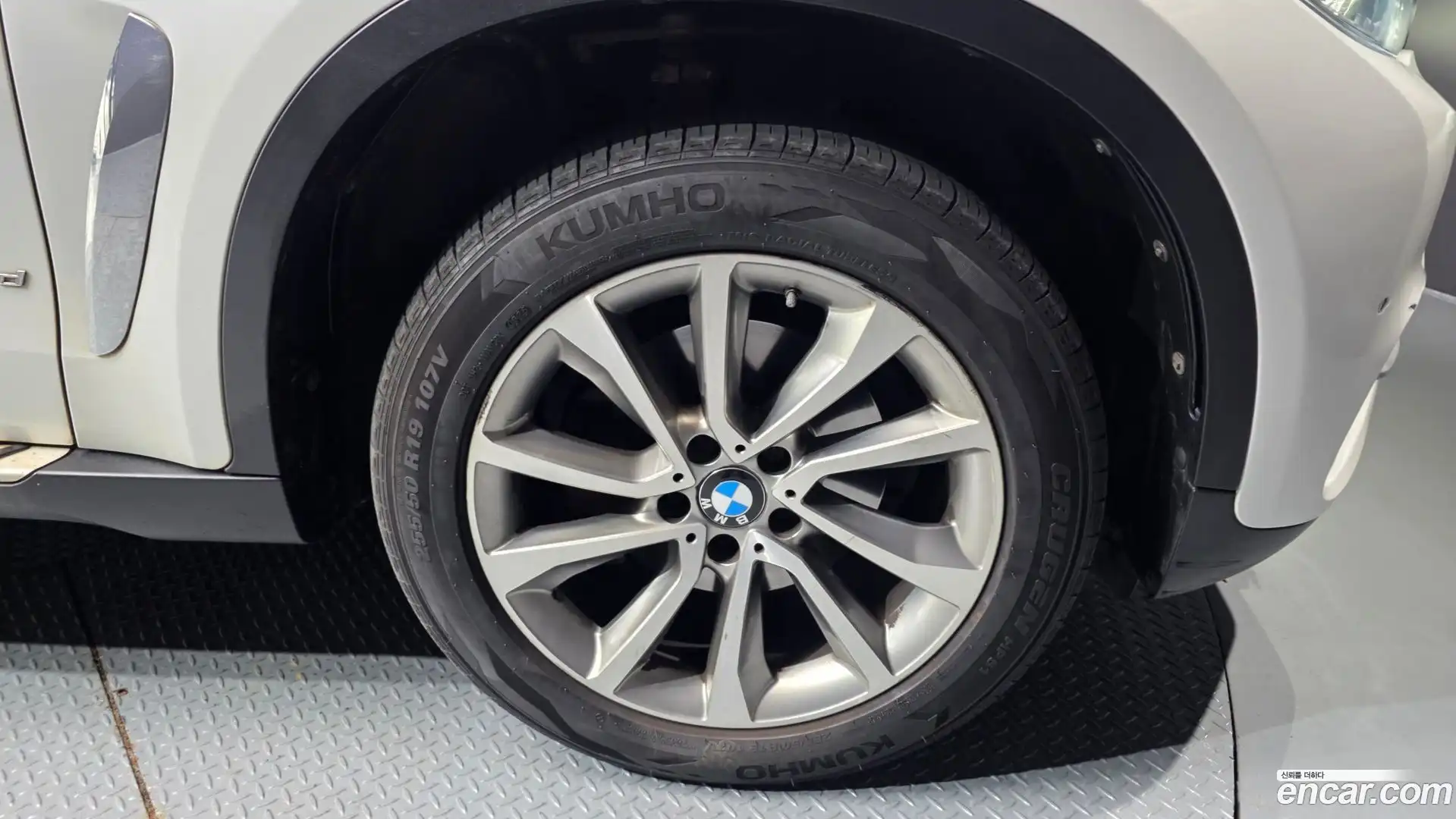 X6 BMW 2017.1-OUTER-005