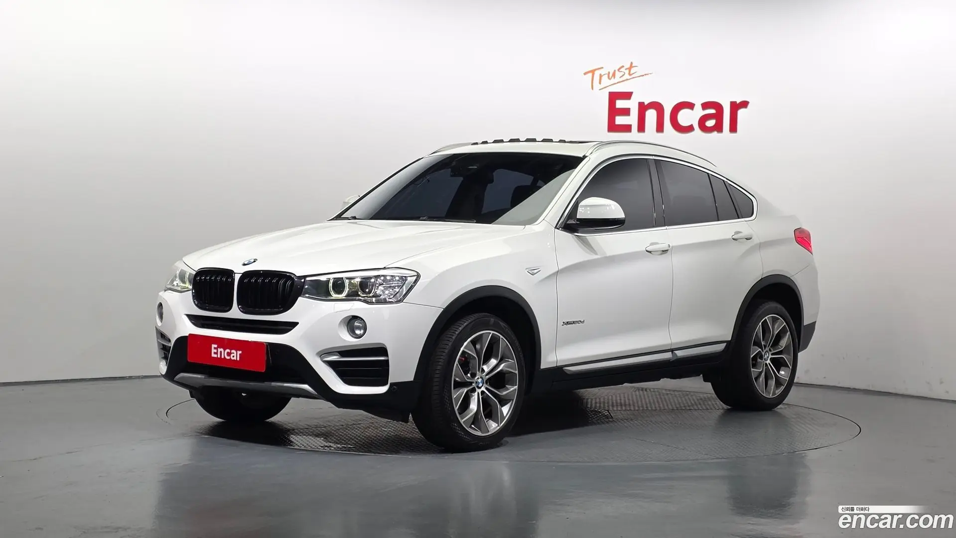 Main__Slider__Photo:X4 BMW 2015.0-0