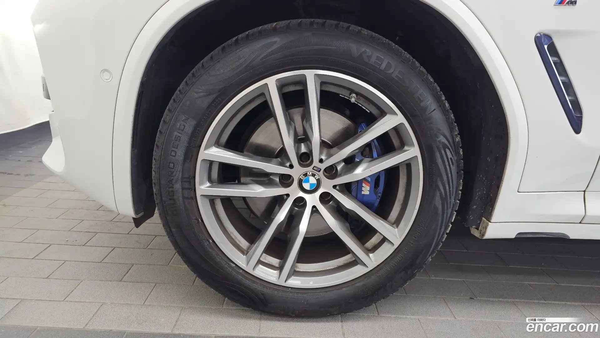 X4 BMW 2018.11-OUTER-005