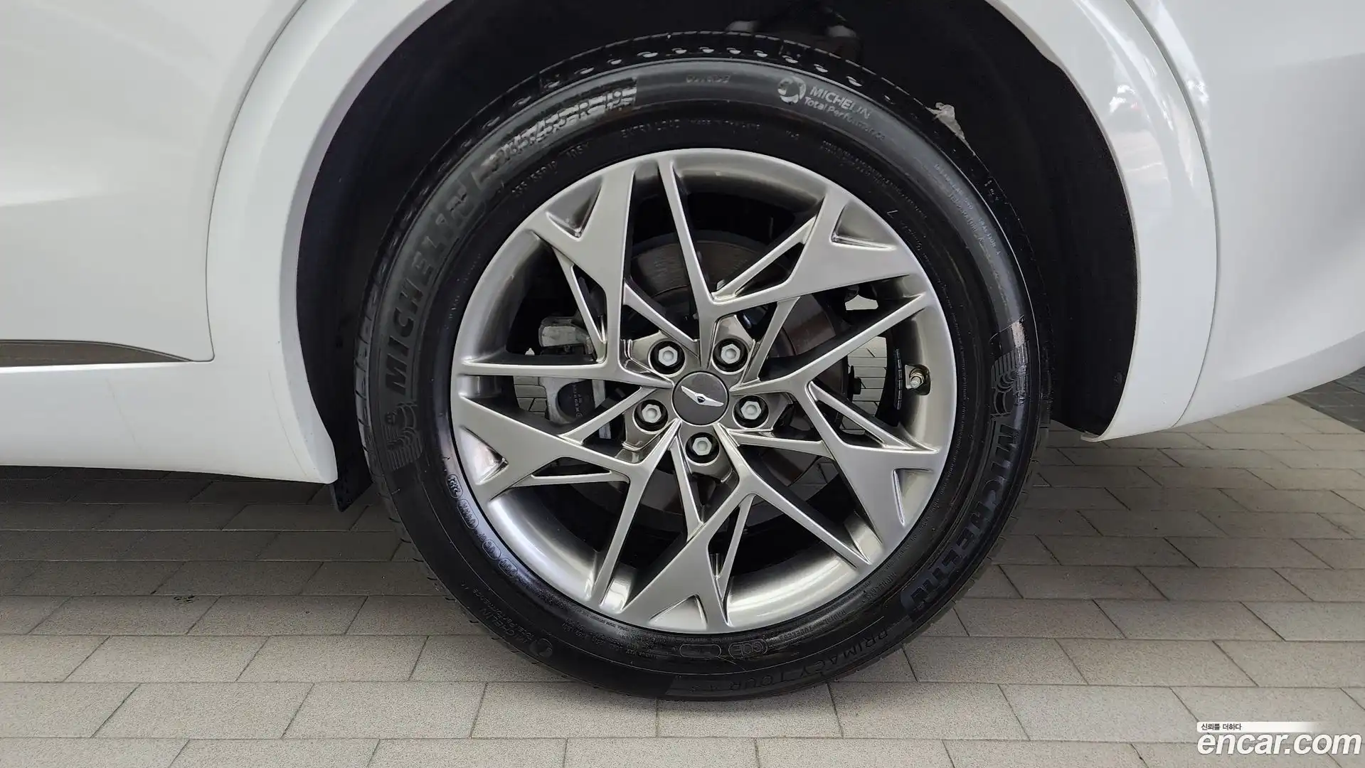 GV70 Genesis 2021.8-OUTER-031