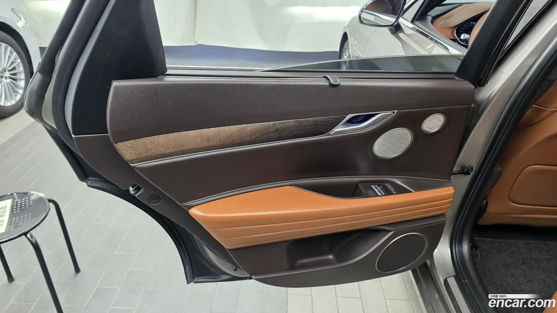 G80 Genesis 2021.6-INNER-035