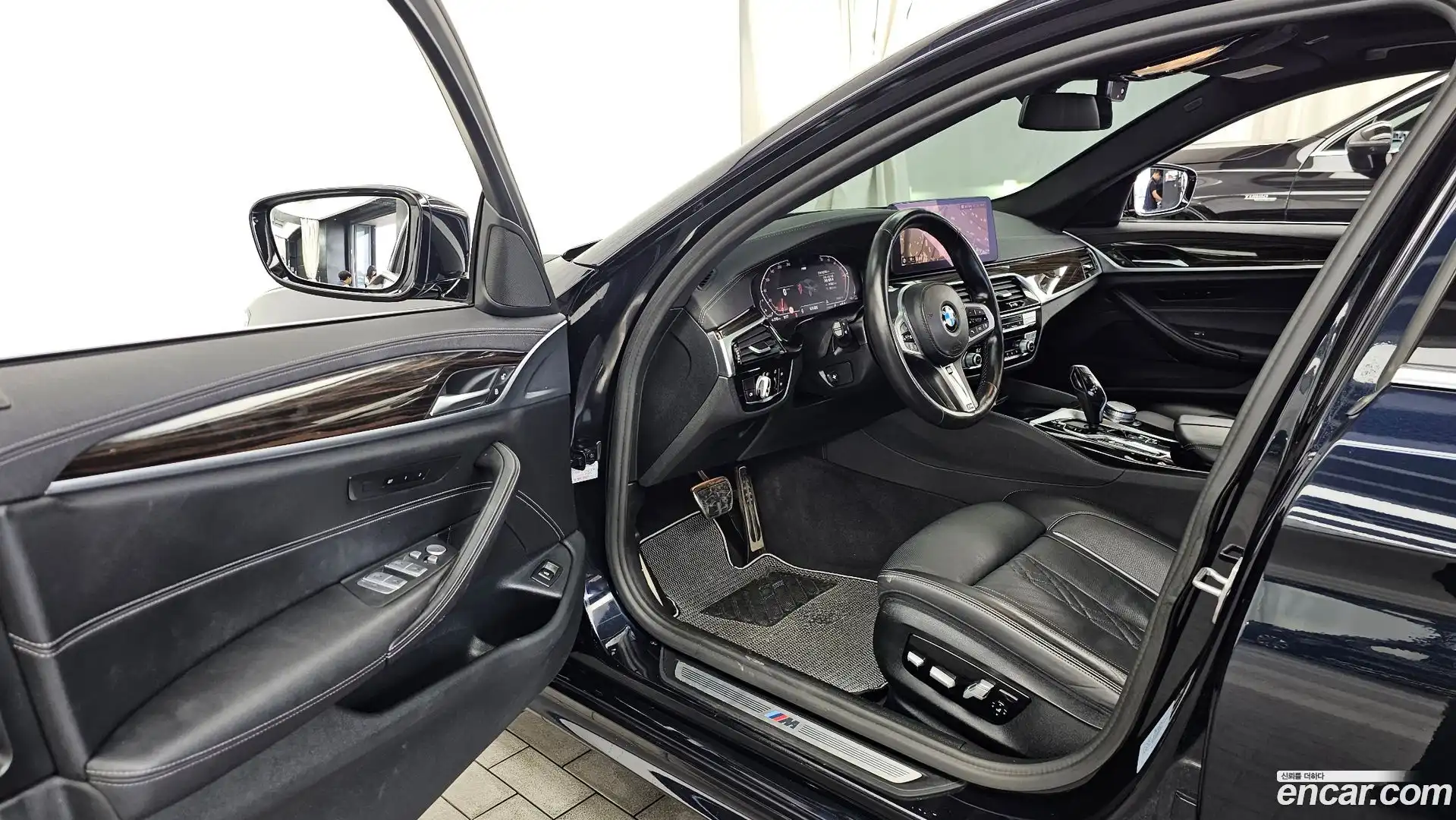5-Series BMW 2021.10-INNER-010