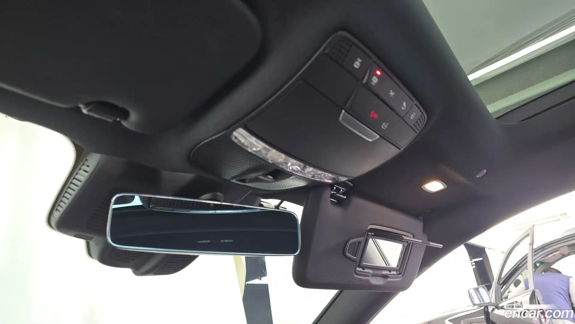 E-Class Mercedes-Benz 2023.1-OPTION-022