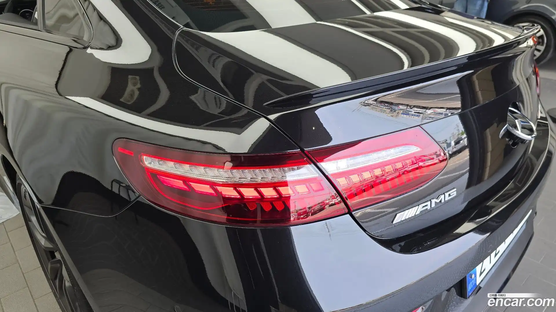 E-Class Mercedes-Benz 2023.1-OUTER-033