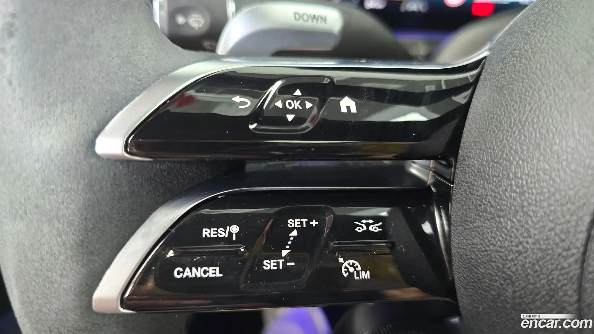 E-Class Mercedes-Benz 2023.1-OPTION-045