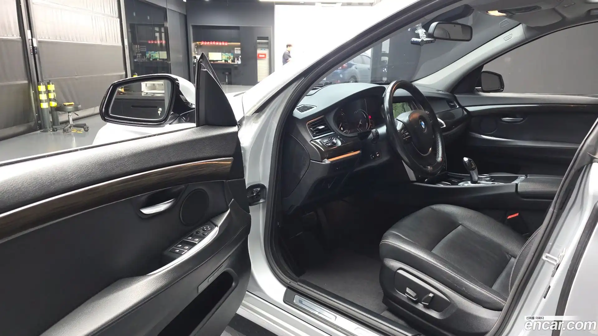 Gran Turismo BMW 2014.5-INNER-010