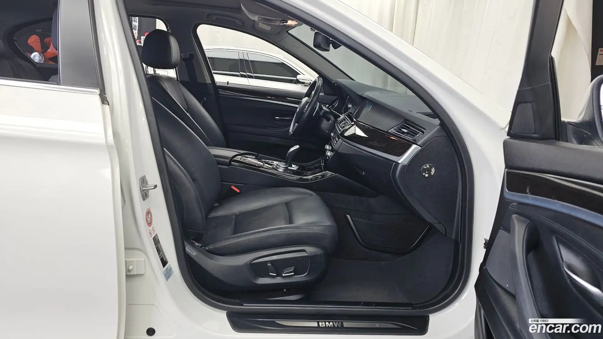 5-Series BMW 2015.6-OPTION-015