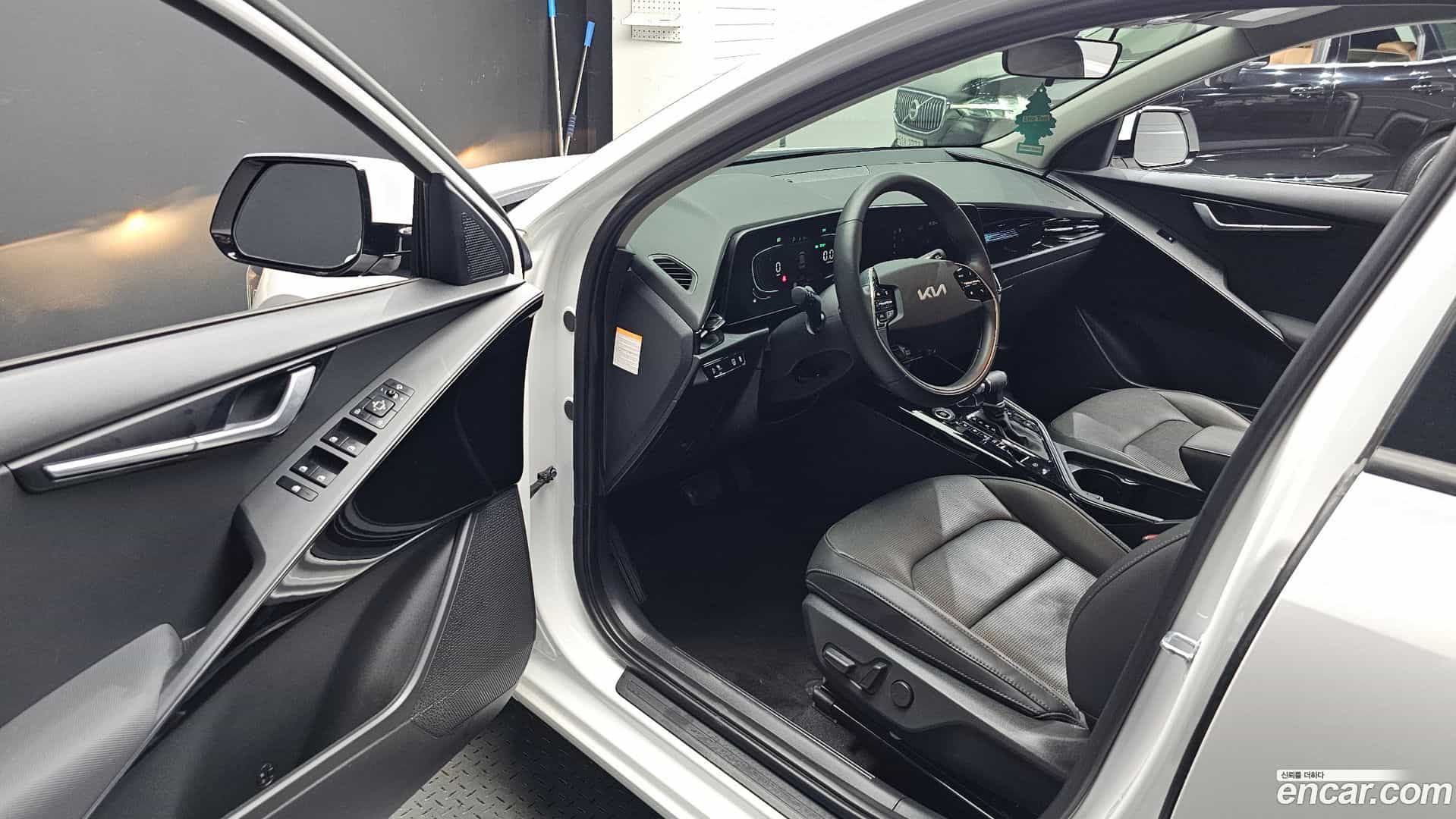 Niro Kia 2022.5-INNER-010