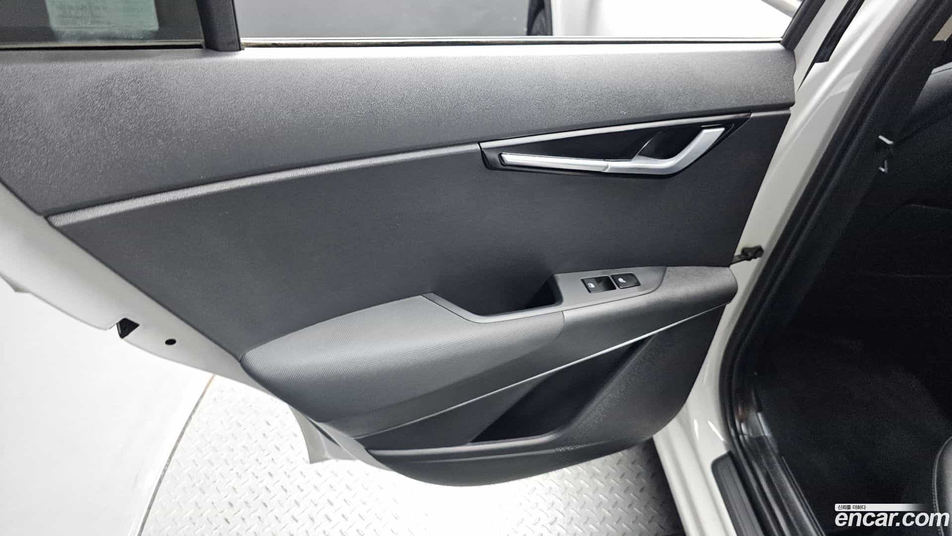 Niro Kia 2022.5-INNER-035