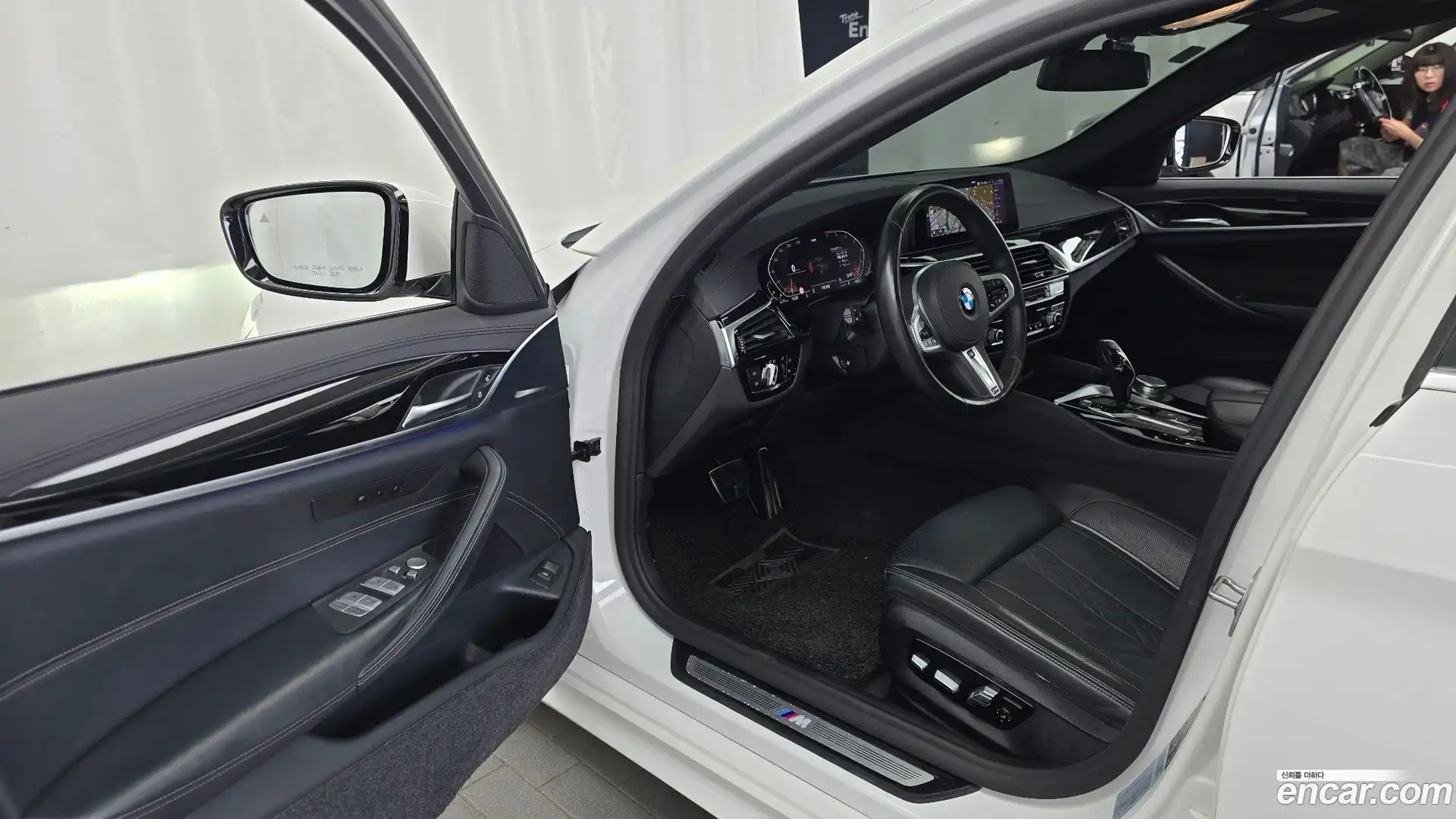 5-Series BMW 2020.2-INNER-010