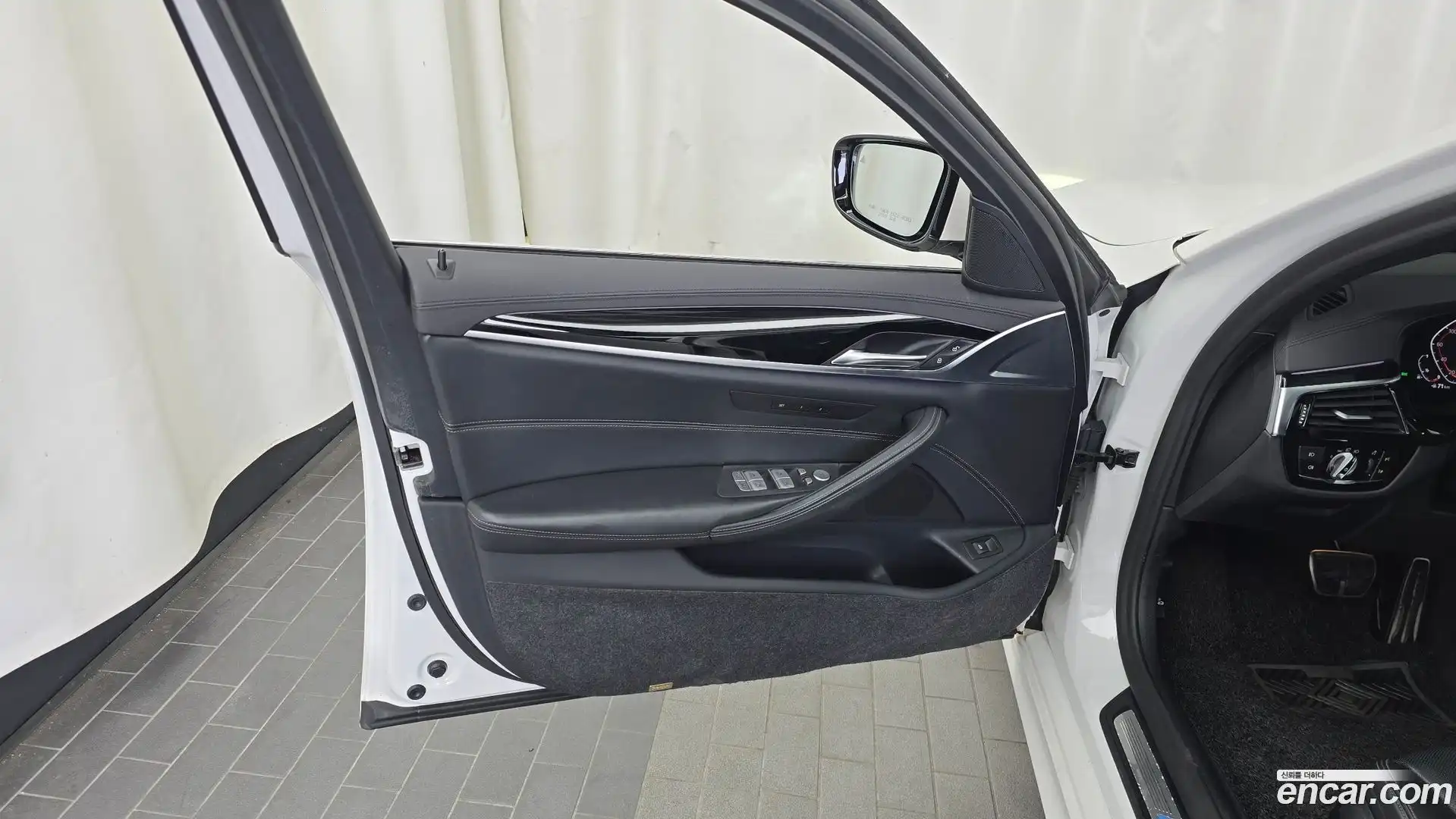 5-Series BMW 2020.2-INNER-034