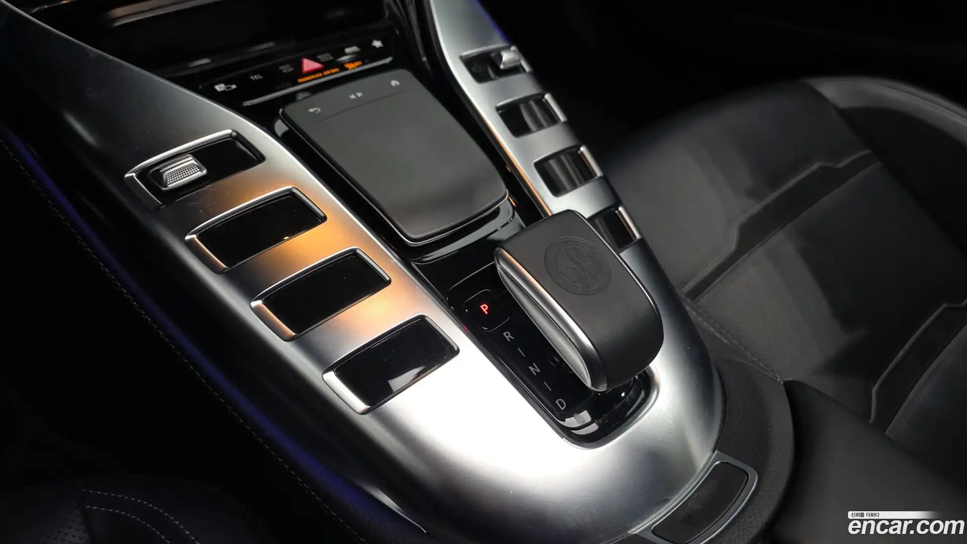 AMG GT Mercedes-Benz 2022.7-INNER-009