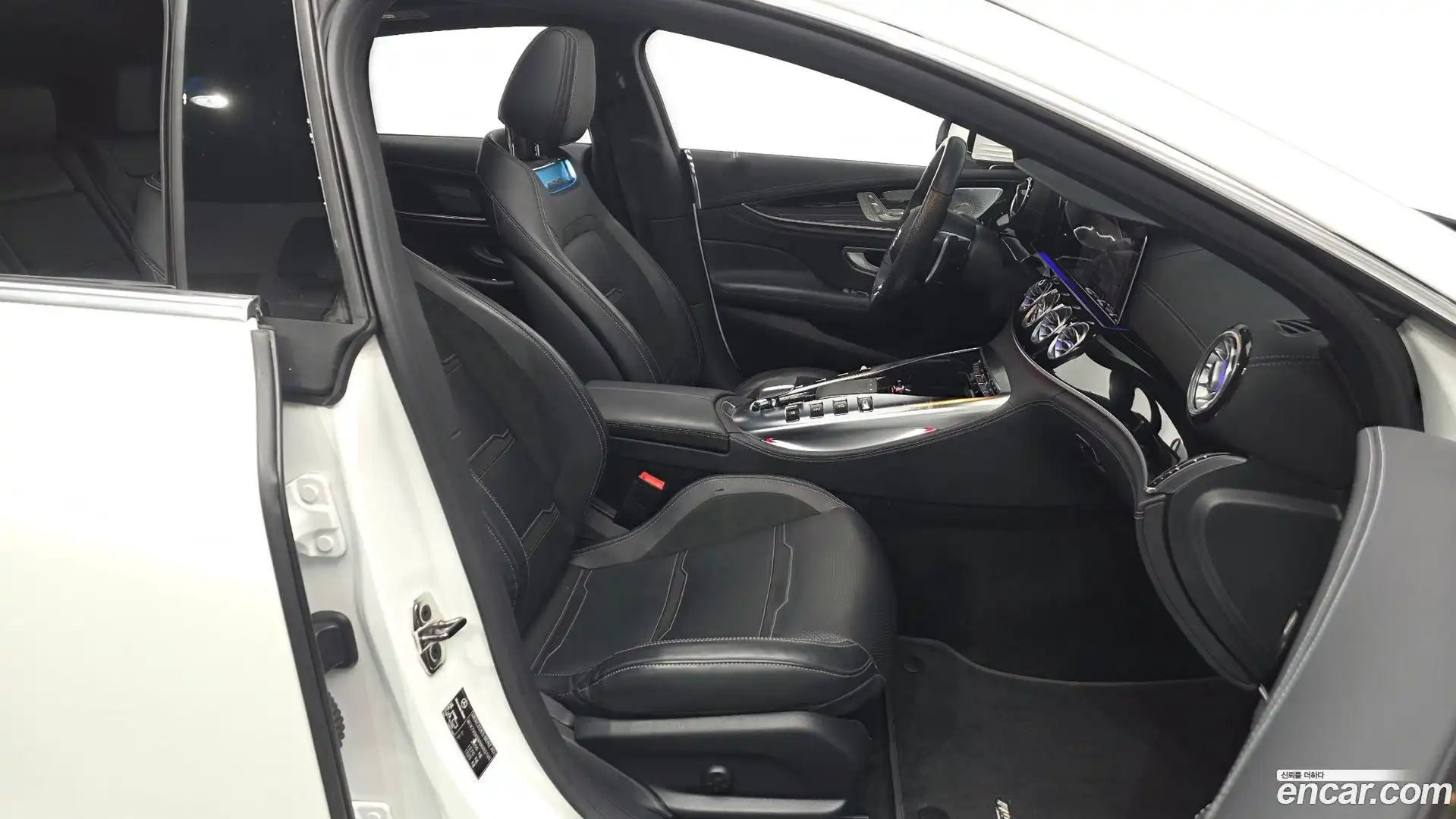 AMG GT Mercedes-Benz 2022.7-INNER-036