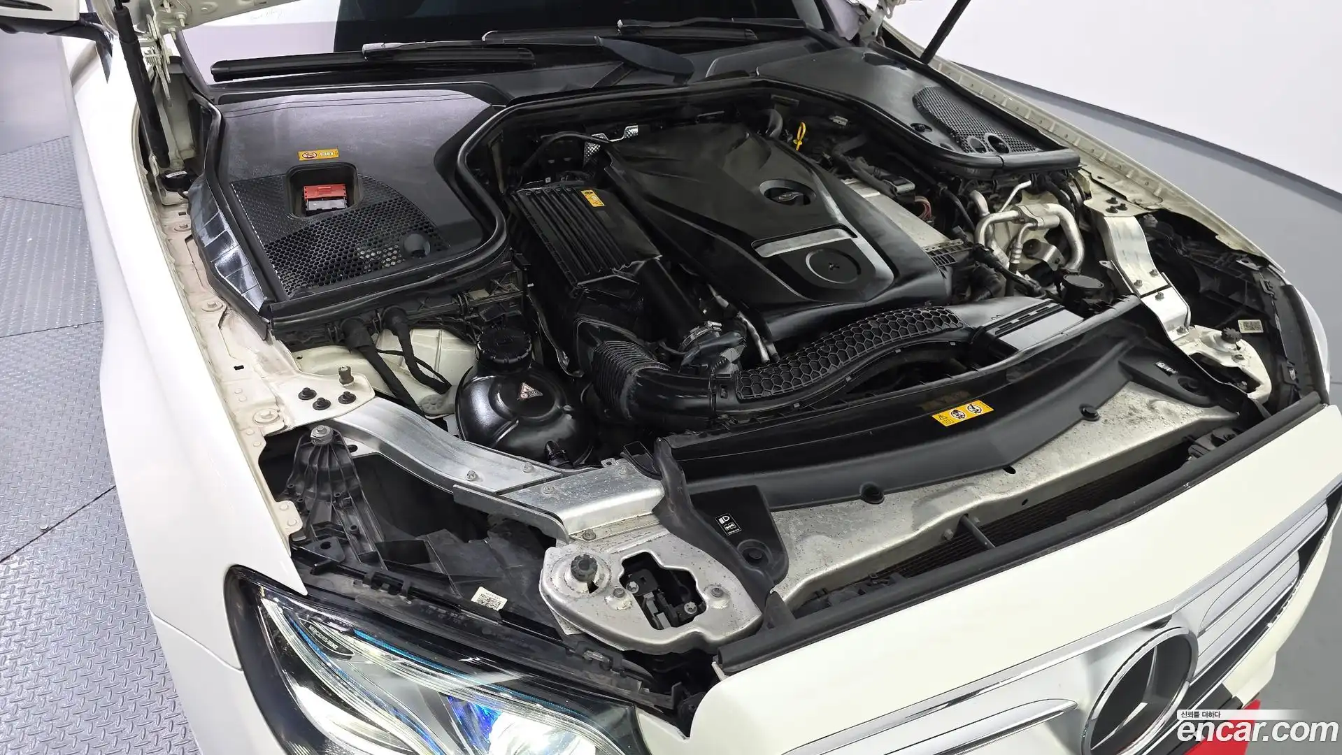 E-Class Mercedes-Benz 2016.5-OUTER-006