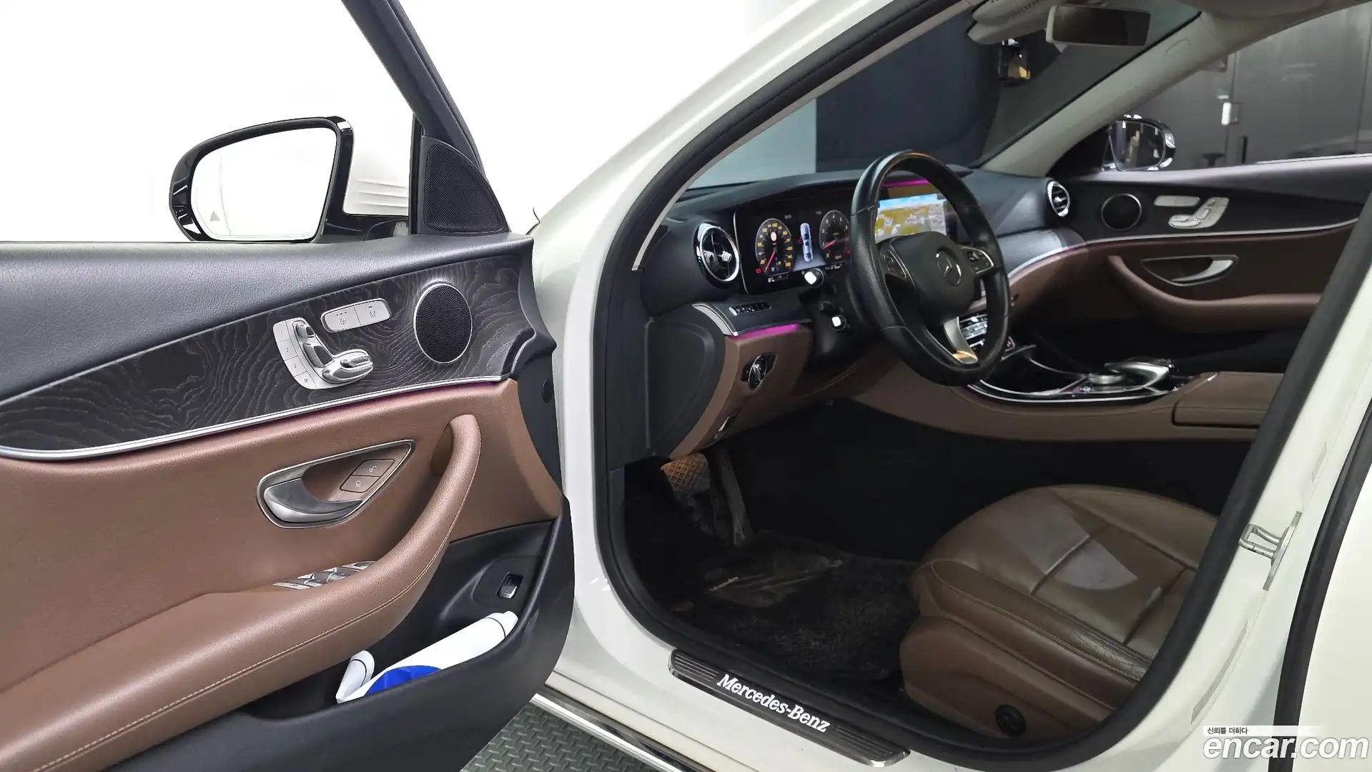 E-Class Mercedes-Benz 2016.5-INNER-010
