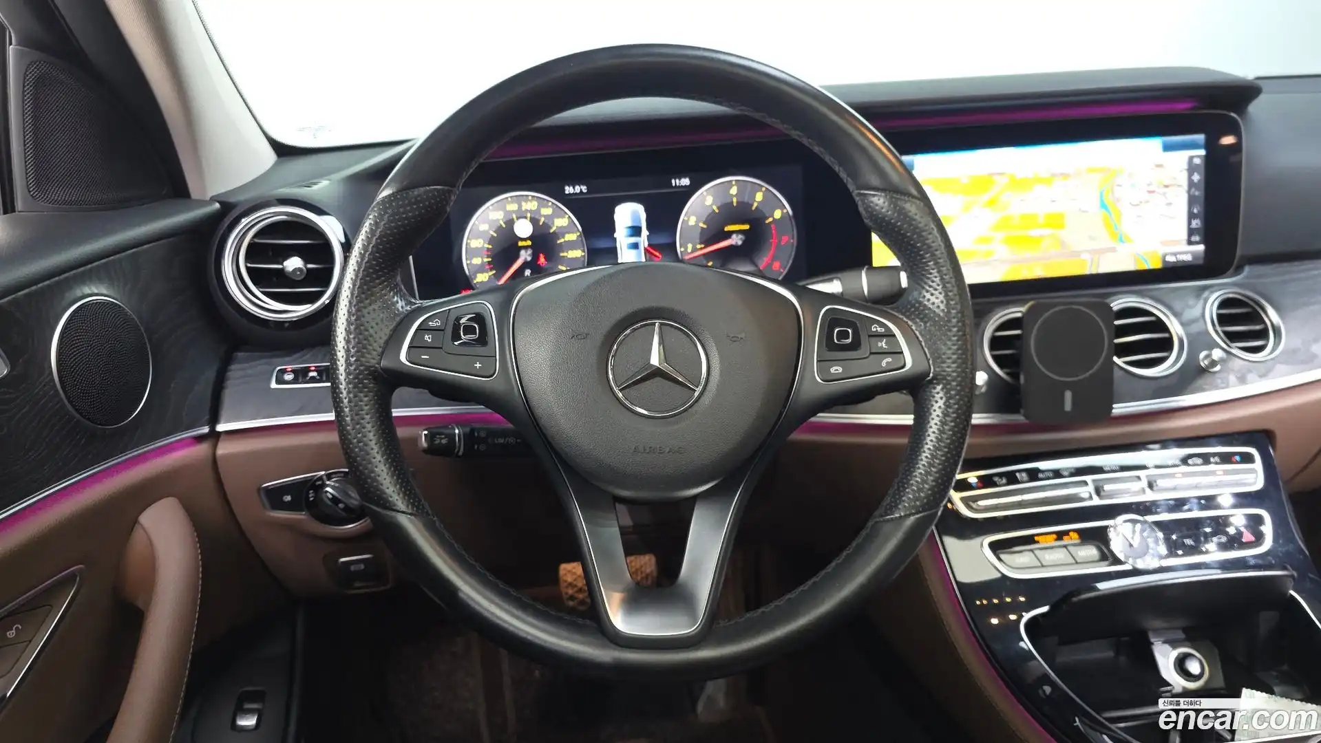 E-Class Mercedes-Benz 2016.5-OPTION-017