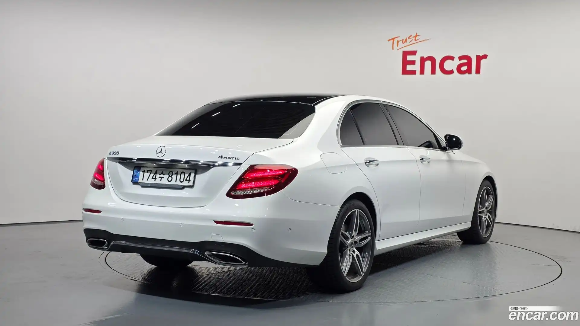 E-Class Mercedes-Benz 2019.0-OUTER-002