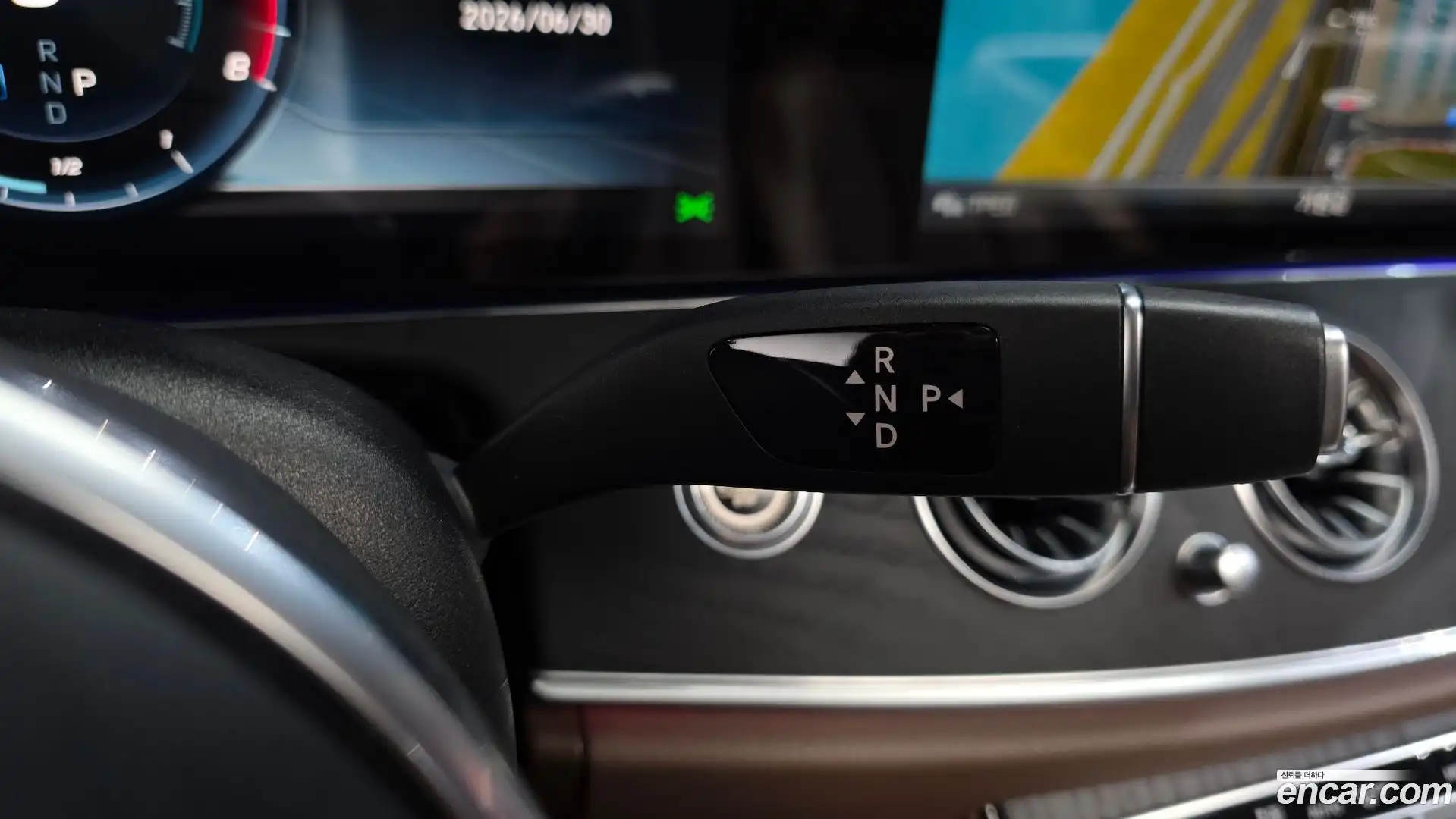 E-Class Mercedes-Benz 2019.0-INNER-009