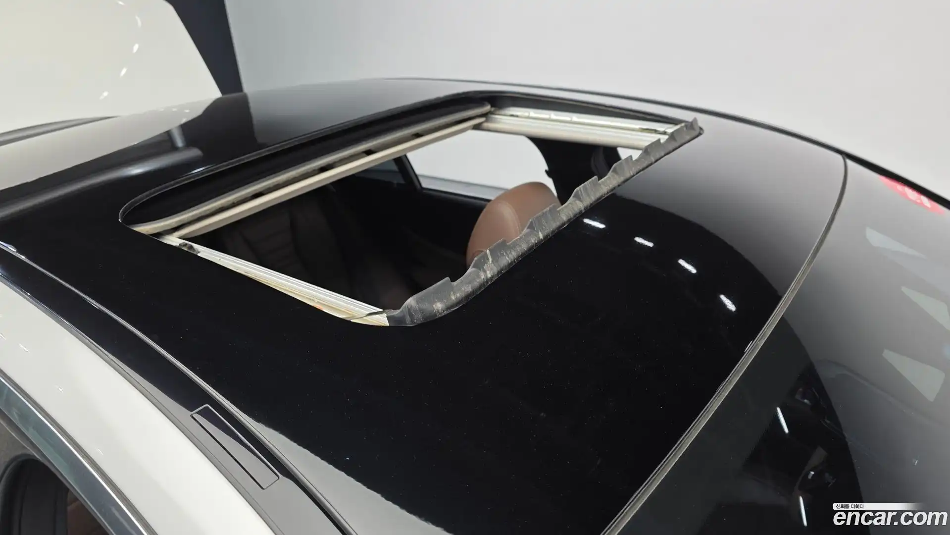 E-Class Mercedes-Benz 2019.0-OPTION-023