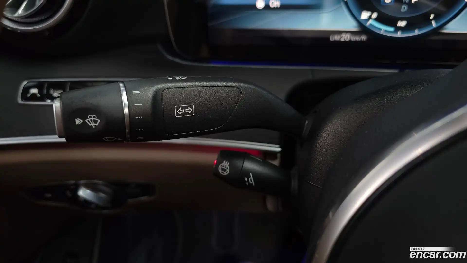 E-Class Mercedes-Benz 2019.0-OPTION-042