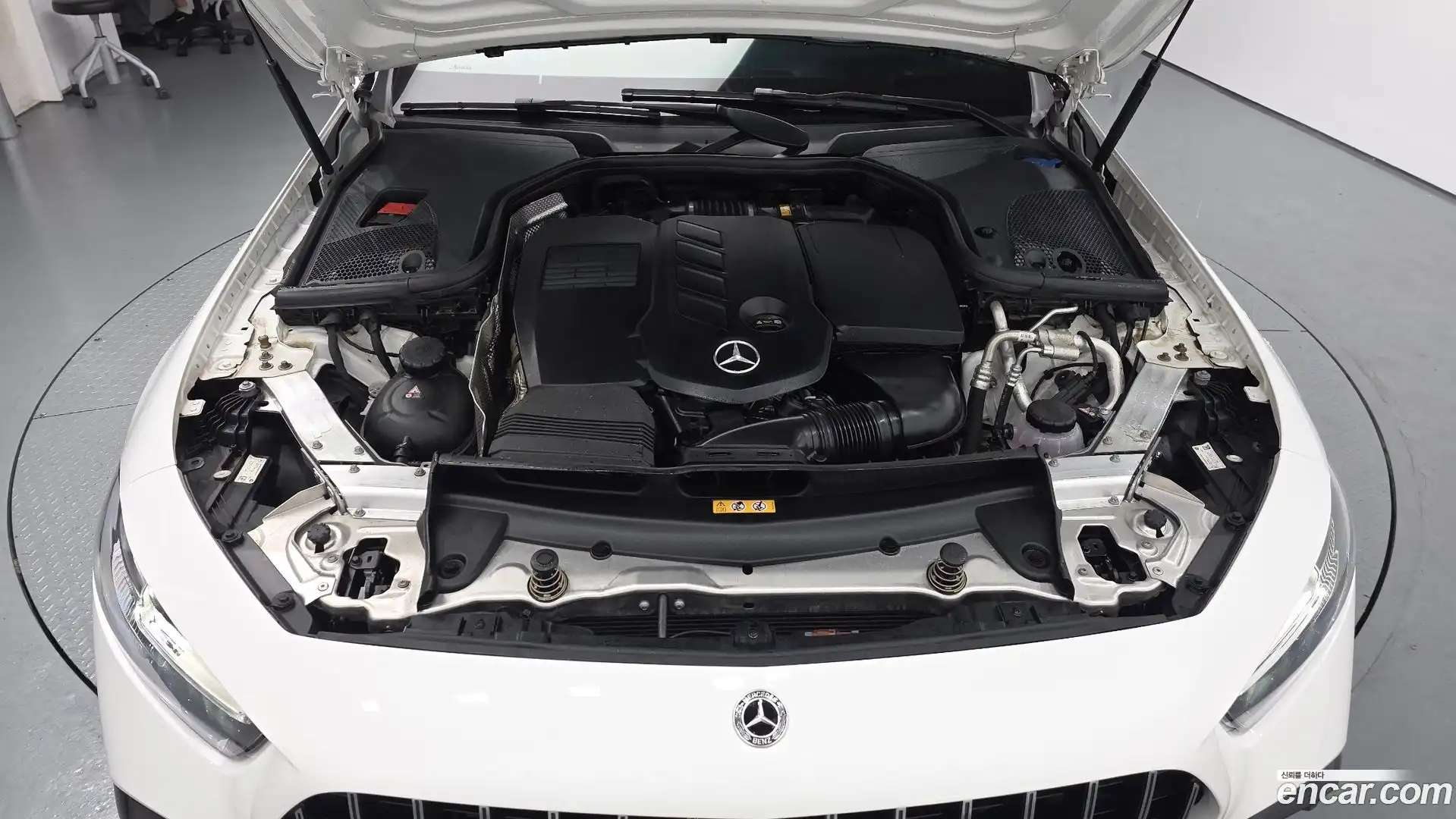 CLS-Class Mercedes-Benz 2023.2-OUTER-006