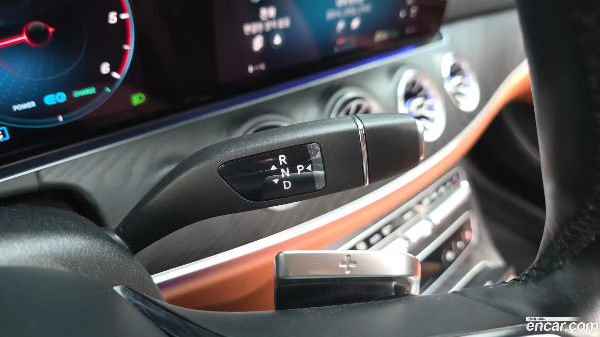 CLS-Class Mercedes-Benz 2023.2-INNER-009