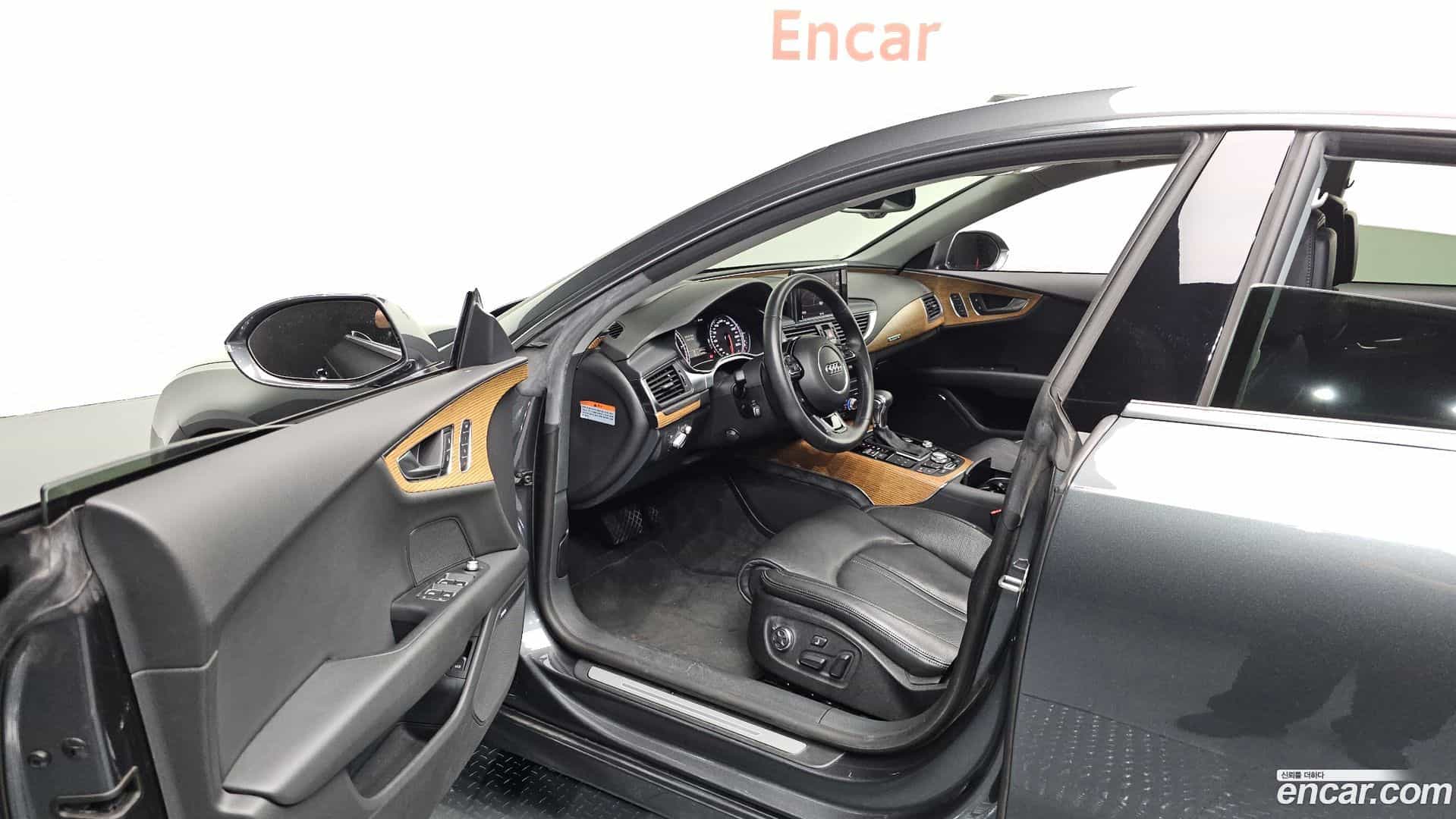 A7 Audi 2013.0-INNER-010