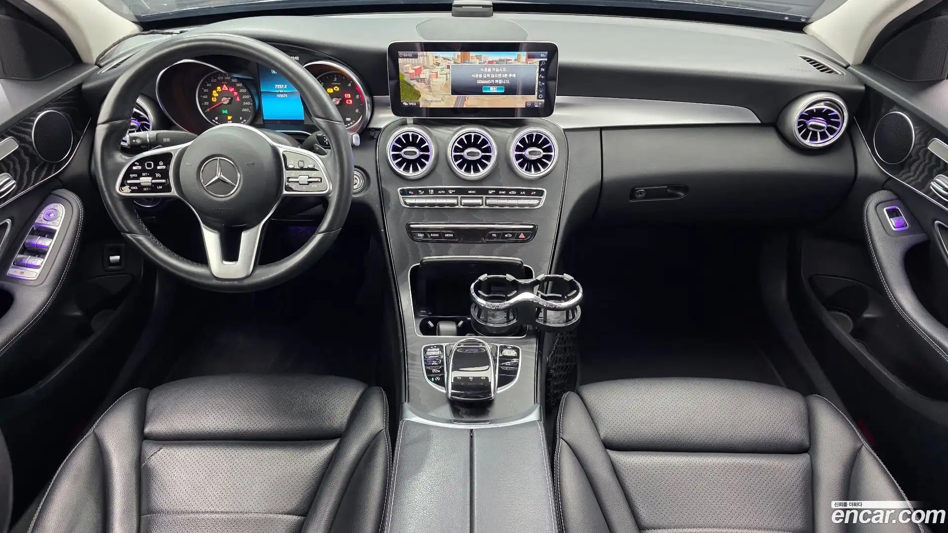 C-Class Mercedes-Benz 2019.1-INNER-007