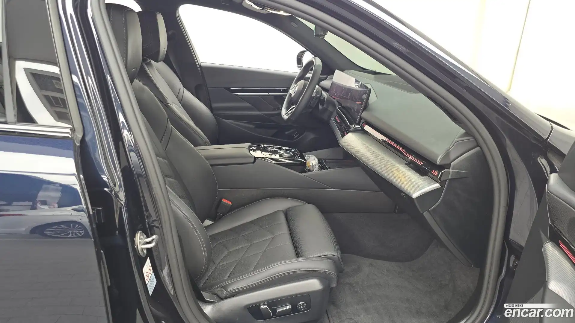 5-Series BMW 2024.2-INNER-036