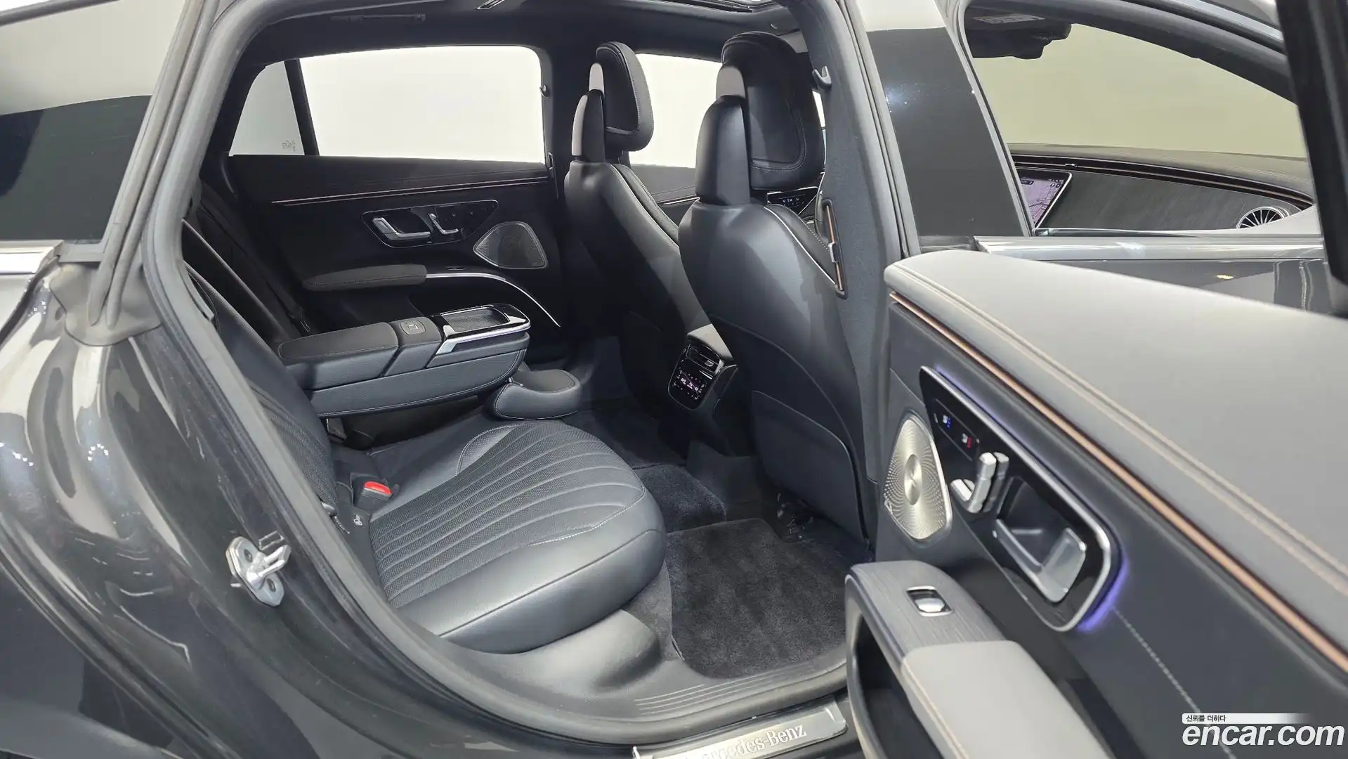 EQS Mercedes-Benz 2022.2-OPTION-016