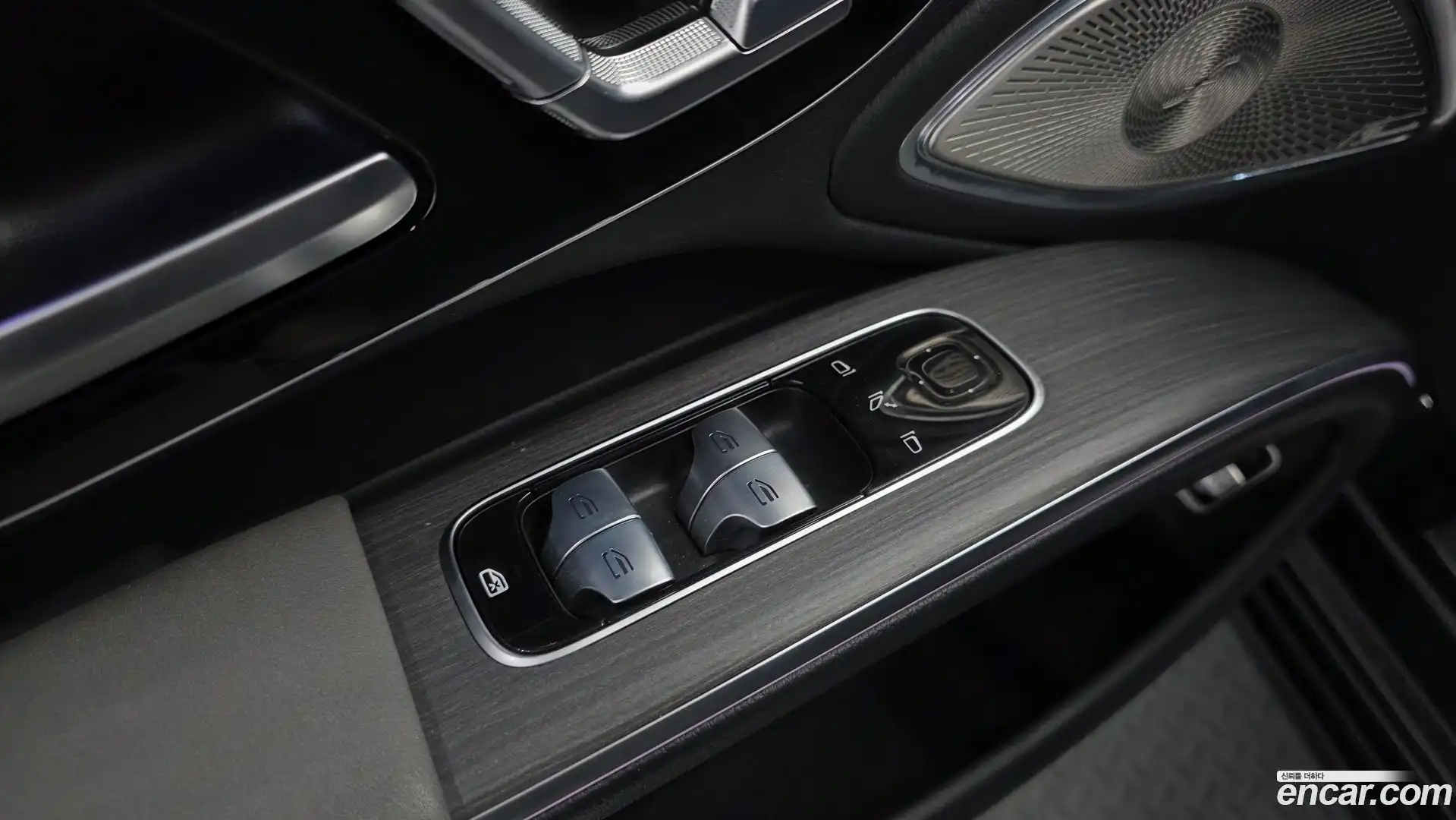 EQS Mercedes-Benz 2022.2-OPTION-040