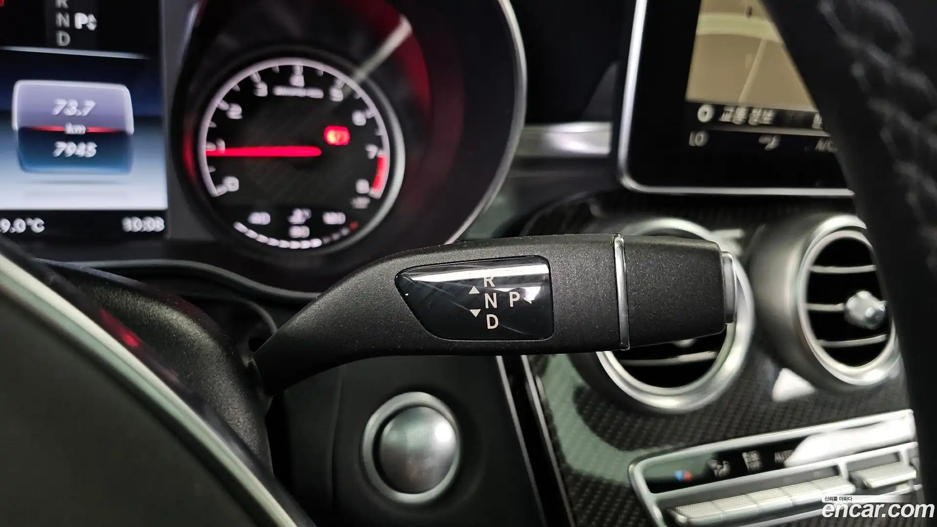 C-Class Mercedes-Benz 2018.5-INNER-009