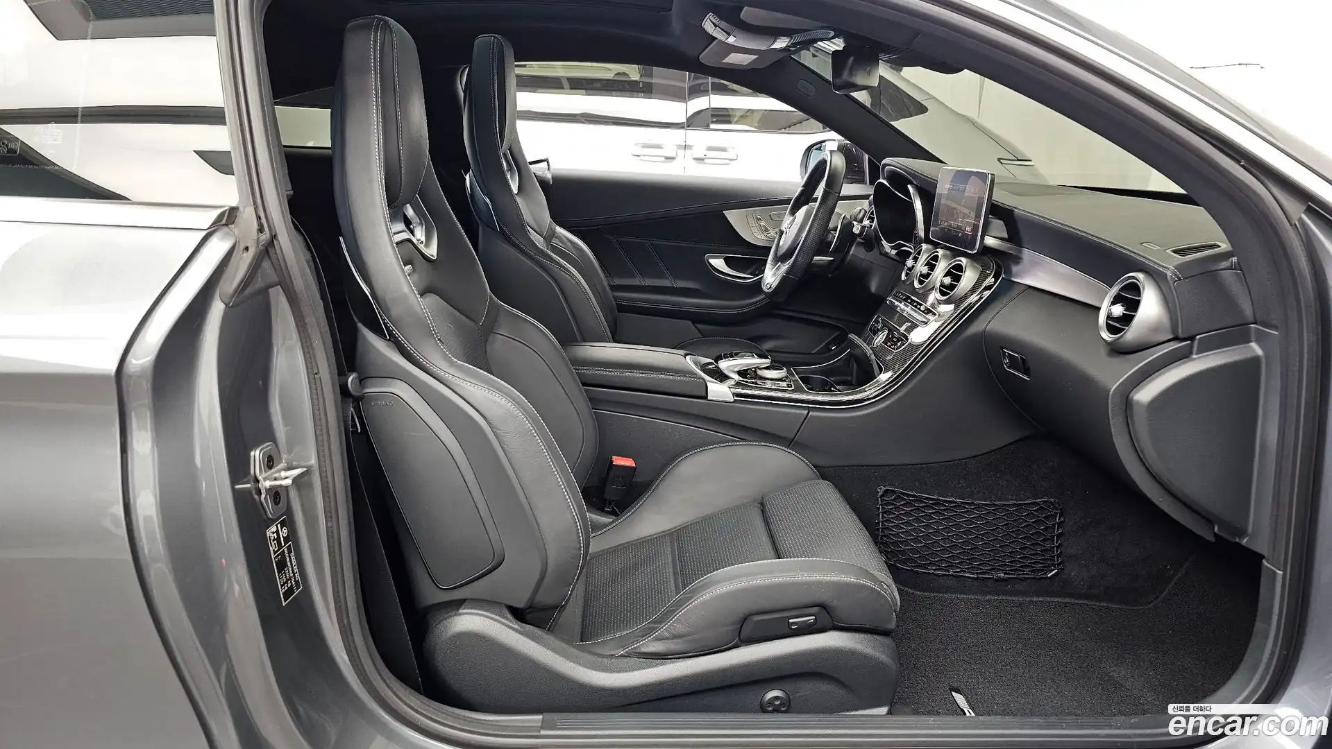 C-Class Mercedes-Benz 2018.5-OPTION-015