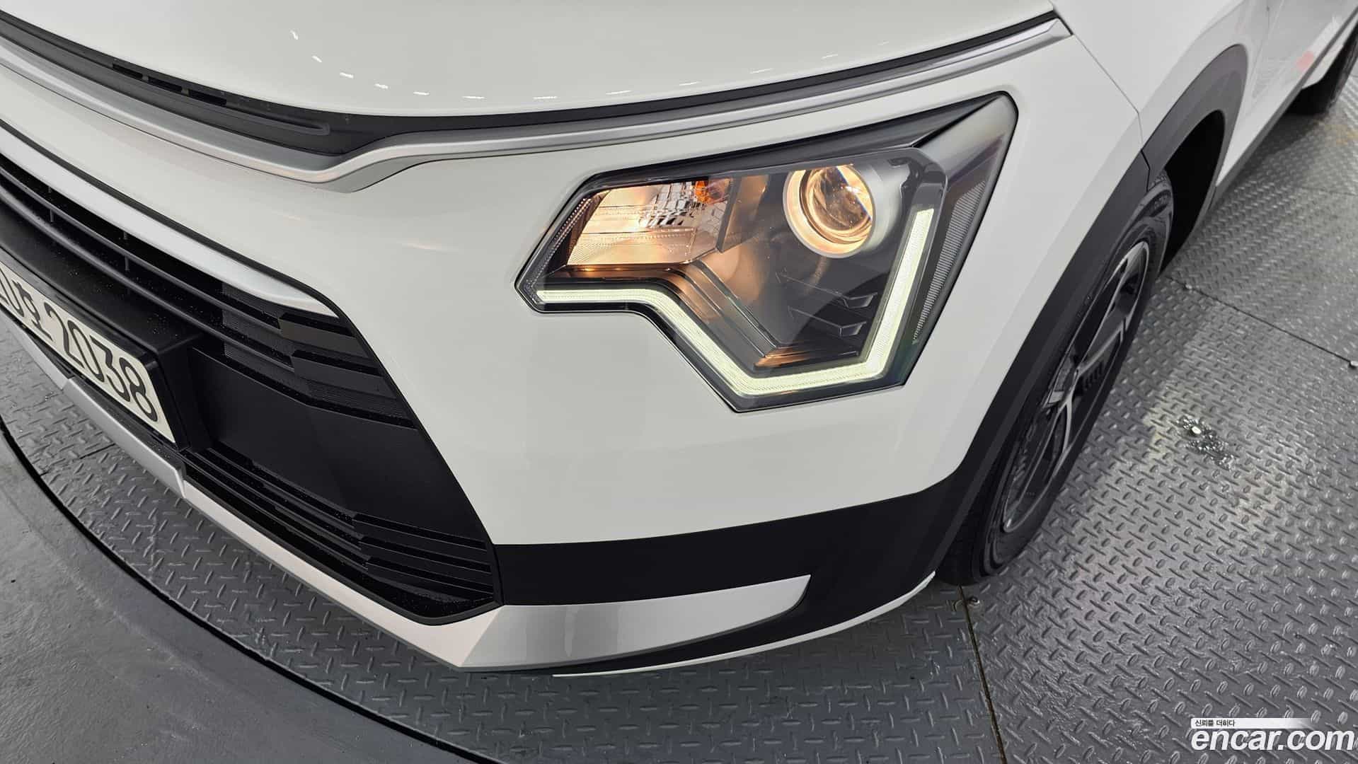 Niro Kia 2023.2-OUTER-032