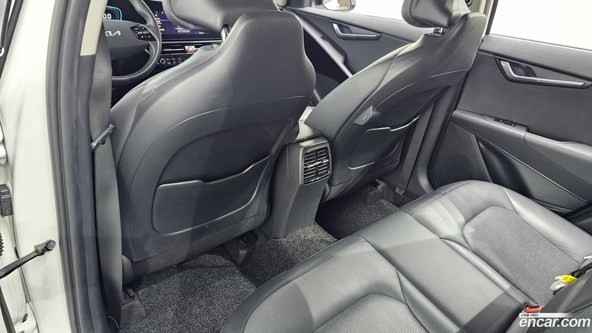 Niro Kia 2023.2-OPTION-041