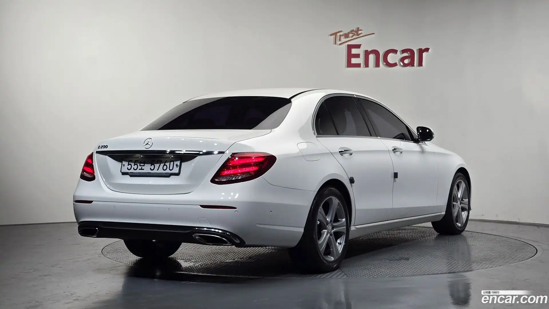 E-Class Mercedes-Benz 2016.11-OUTER-002