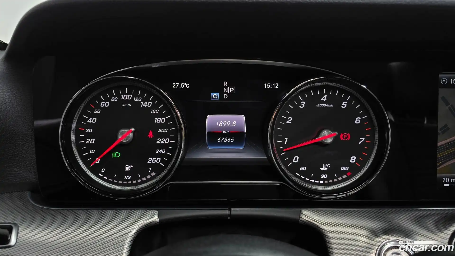 E-Class Mercedes-Benz 2016.11-INNER-008