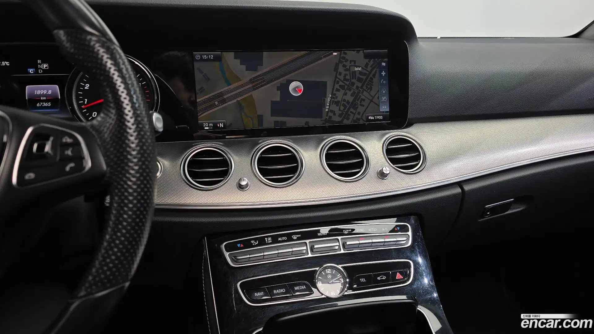 E-Class Mercedes-Benz 2016.11-OPTION-016