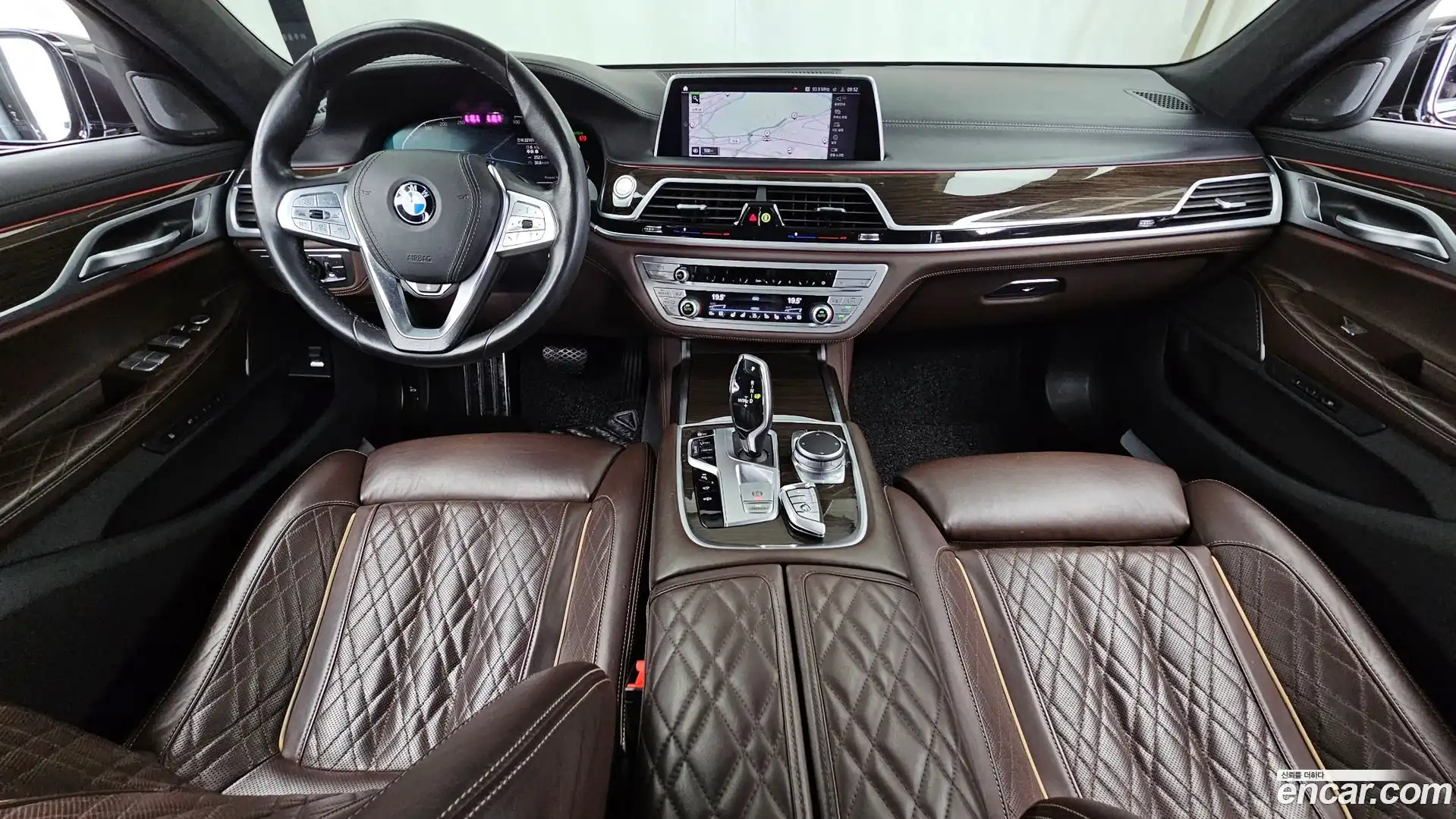 7-Series BMW 2020.10-INNER-007
