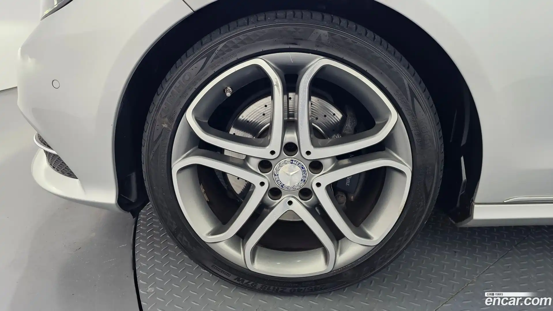 E-Class Mercedes-Benz 2015.8-OUTER-005