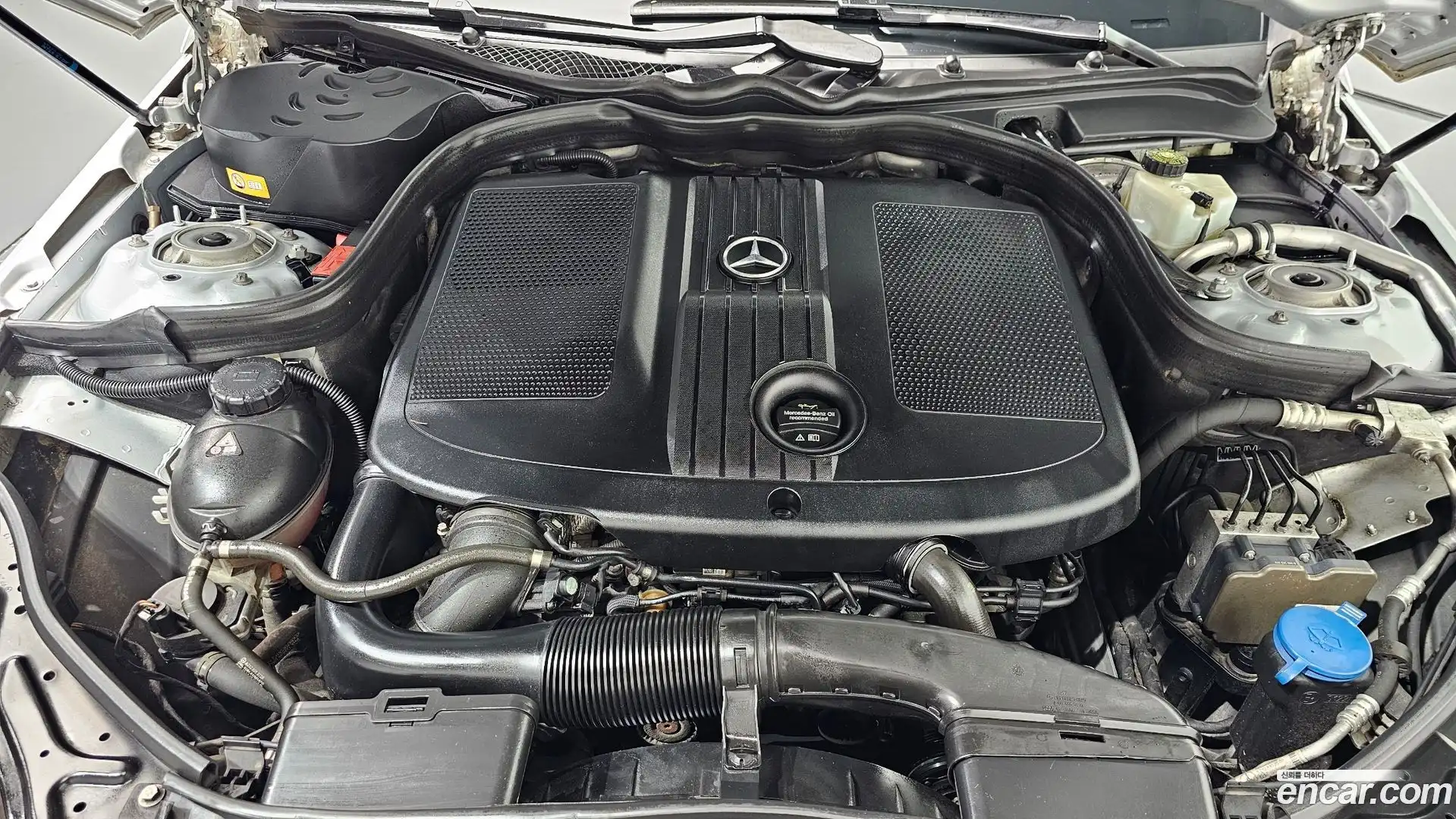 E-Class Mercedes-Benz 2015.8-OUTER-006