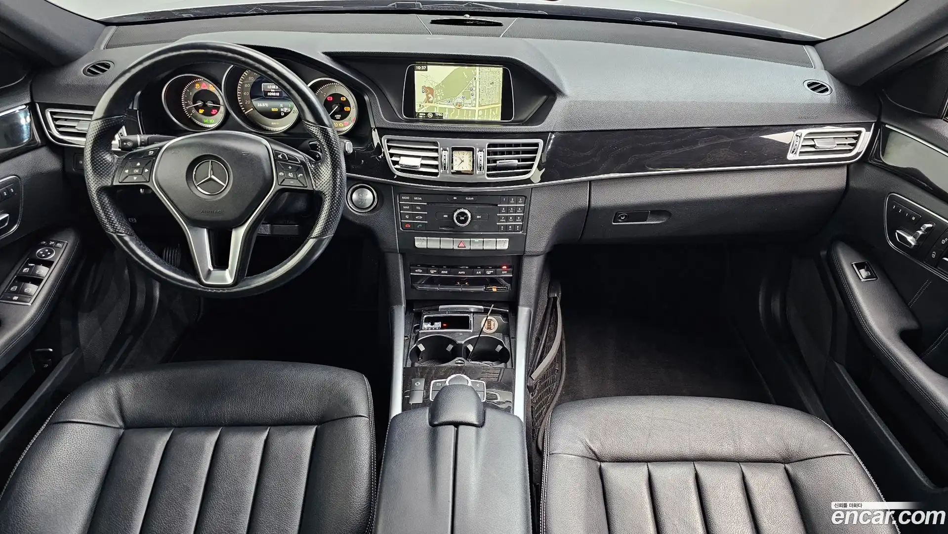 E-Class Mercedes-Benz 2015.8-INNER-007