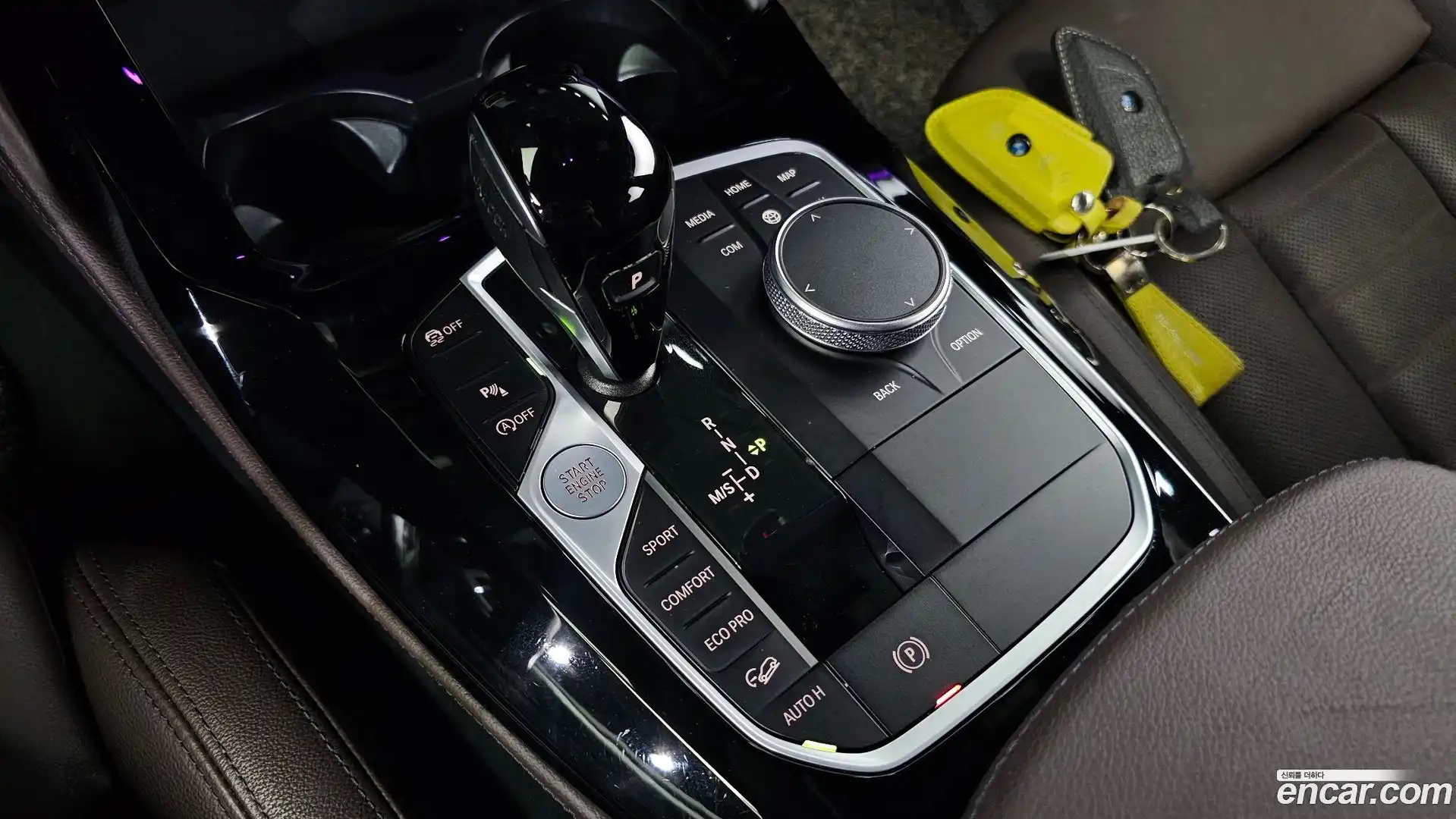 X4 BMW 2022.1-INNER-009