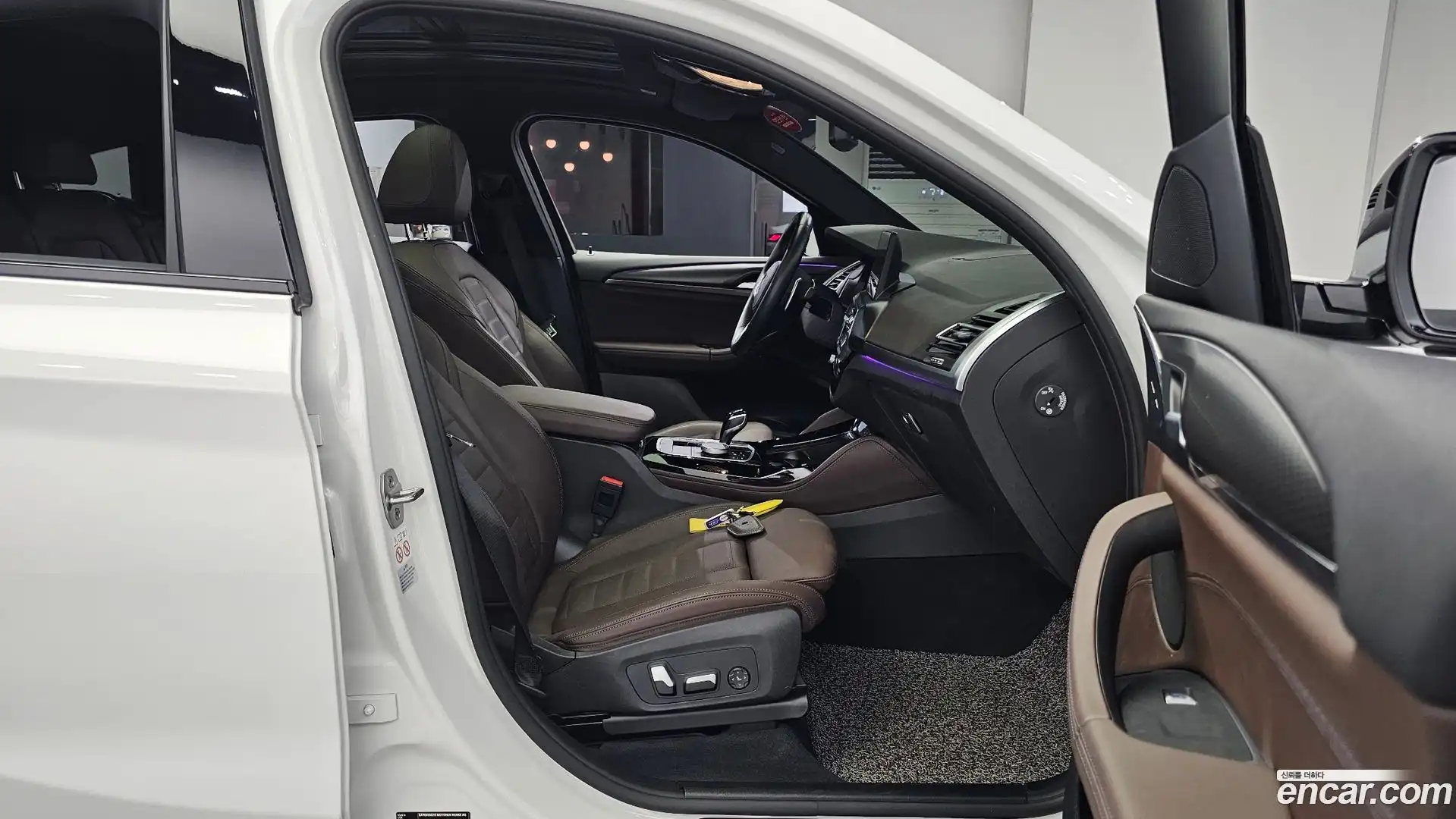 X4 BMW 2022.1-INNER-036