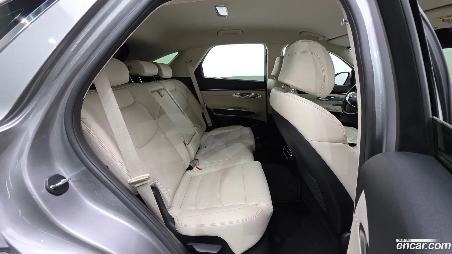 GV70 Genesis 2022.0-OPTION-044